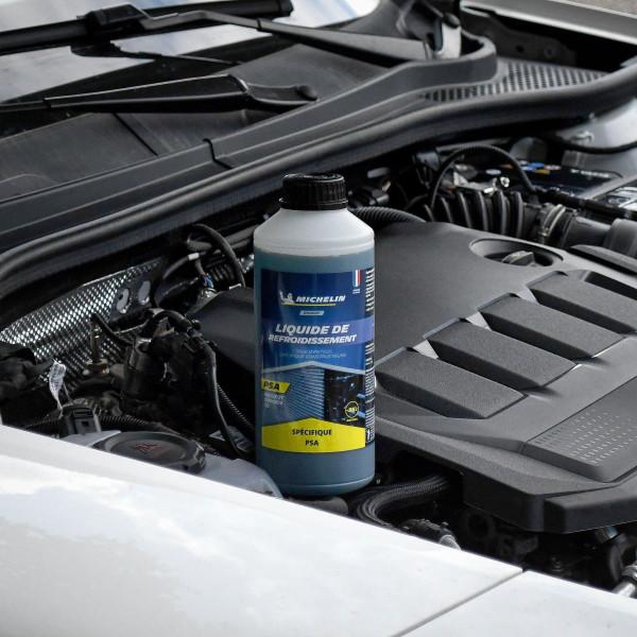 Voir la diapositive 4 : MICHELIN Liquide de refroidissement - michelin - bleu - adapté aux normes psa - 1l