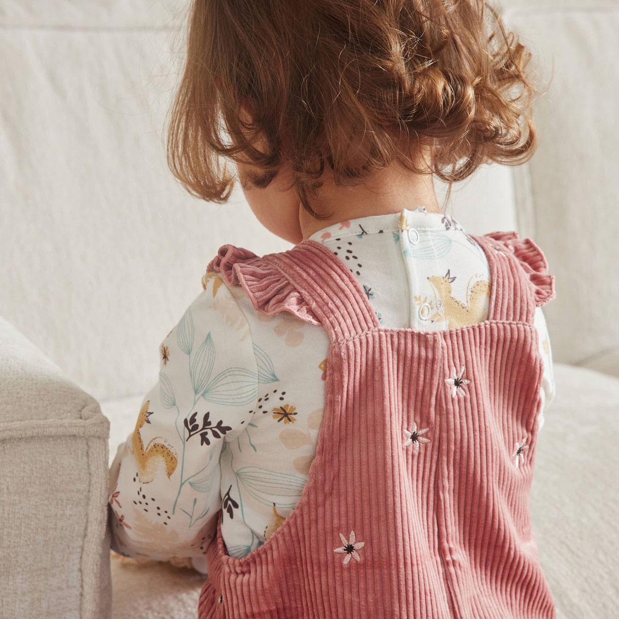 Voir la diapositive 5 : Petit Béguin Salopette bébé en velours côtelé Bloom