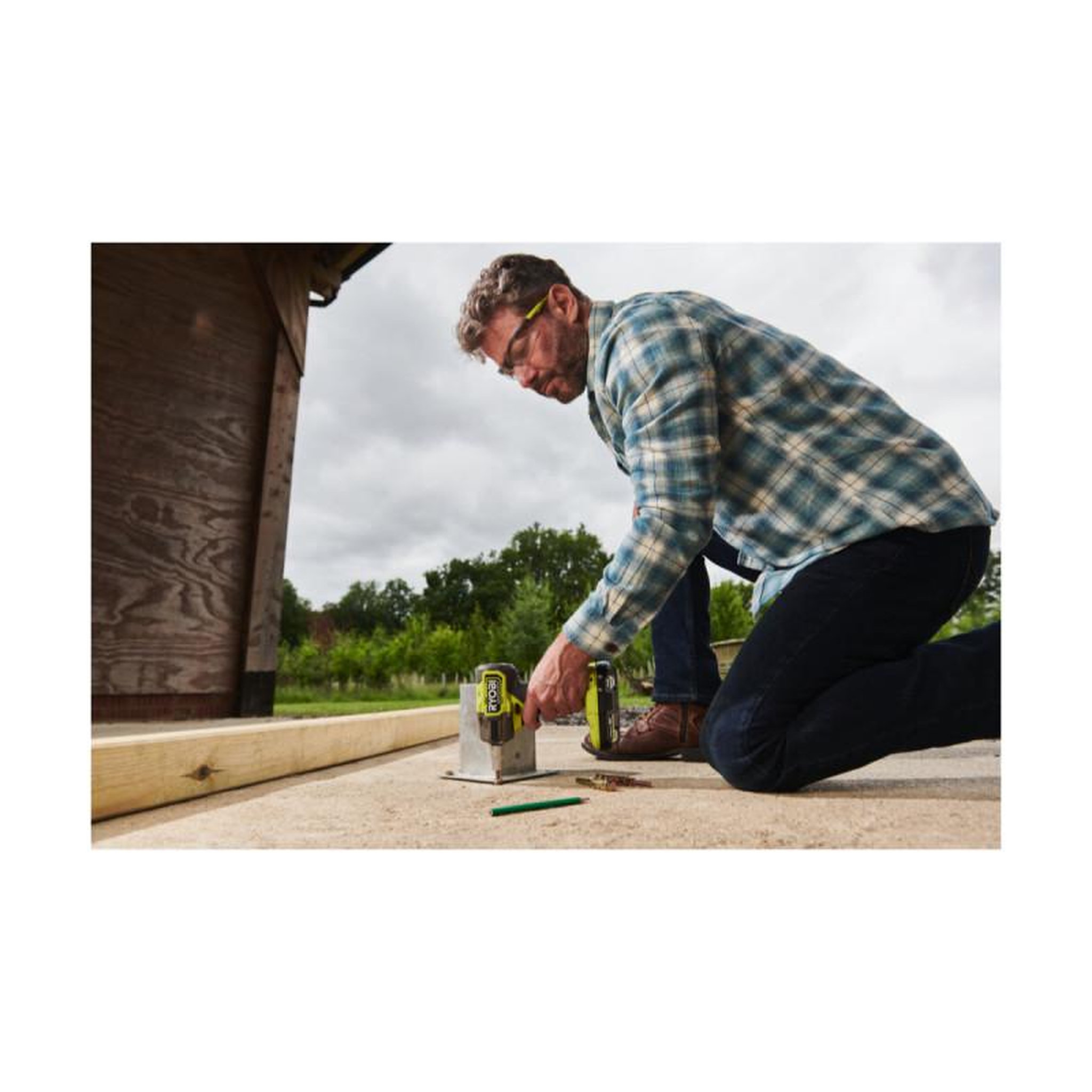Voir la diapositive 3 : Ryobi Boulonneuse à chocs Brushless 18V RYOBI - 450 Nm - carré 1/2 - Sans batterie ni chargeur - RIW18CBL
