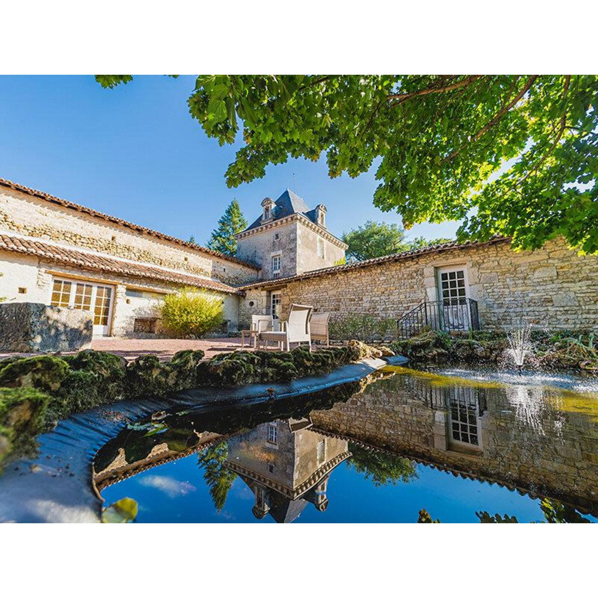 Smartbox Escapade gourmande dans un château près de Poitiers avec dîner Menu 7 Plats - Coffret Cadeau Séjour