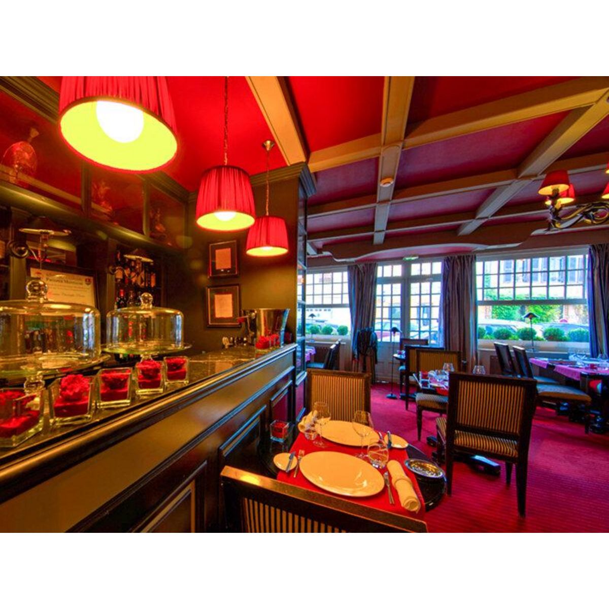 Smartbox Adresses primées : dîner 3 plats au restaurant La Licorne Royale près de Rouen - Coffret Cadeau Gastronomie