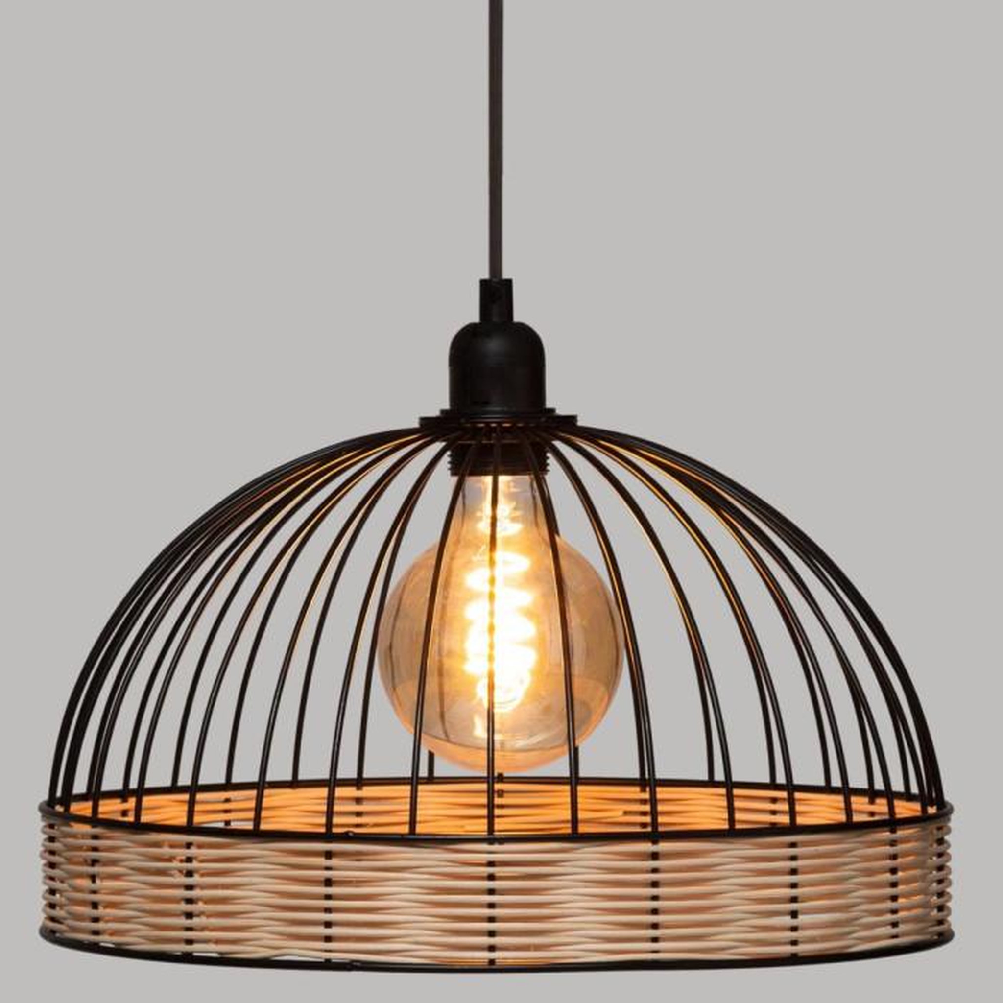 Voir la diapositive 3 : ATMOSPHERA Lampe Suspension Rotin & Métal  Suwa  35cm Noir