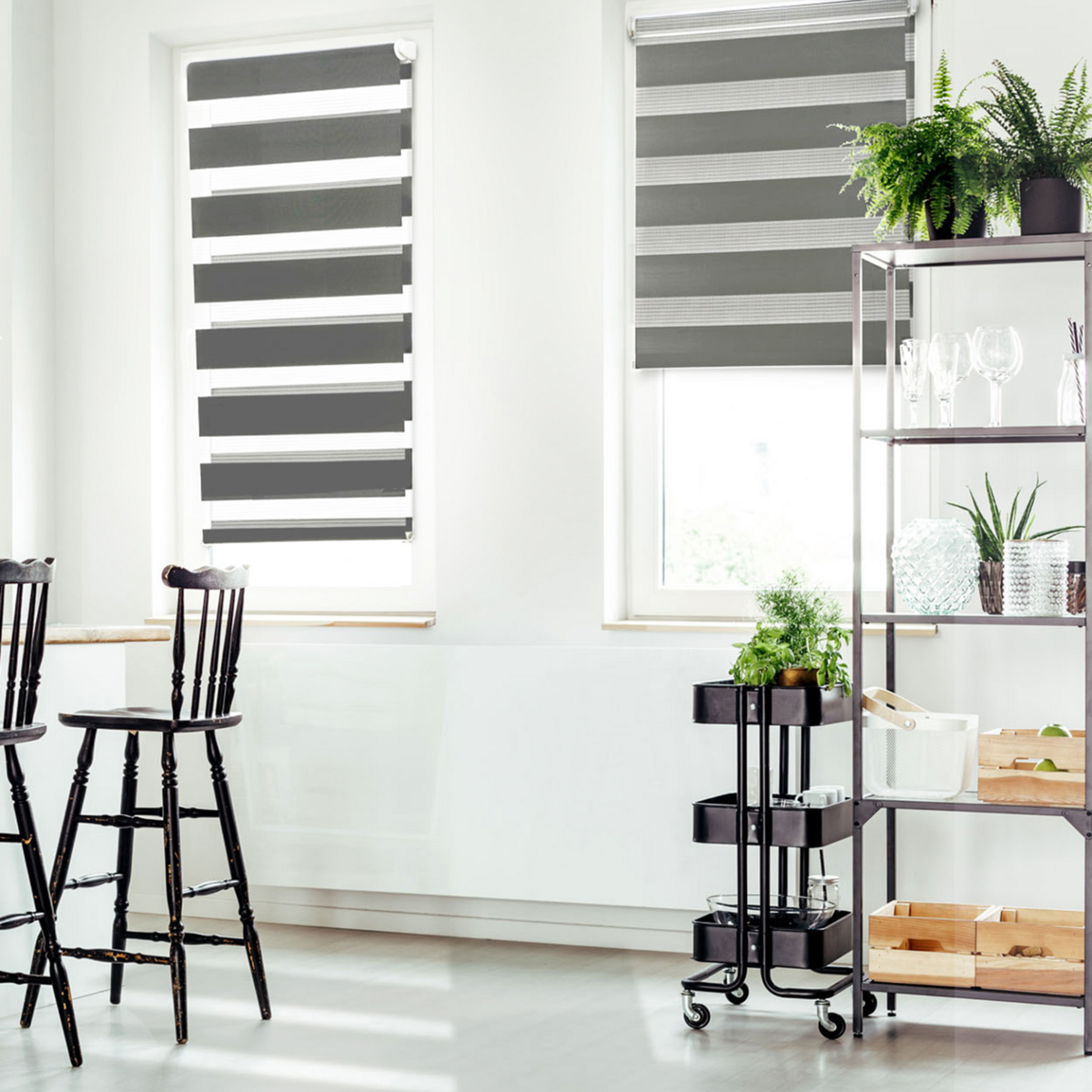 ID MARKET Lot de 2 stores enrouleurs zébrés jour nuit l.55 x H. max 170 CM gris