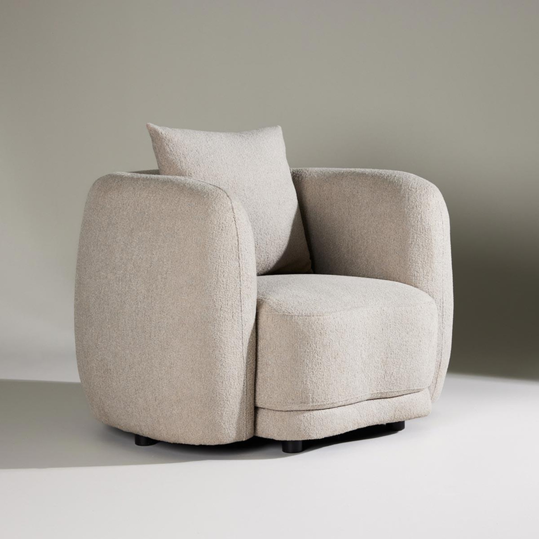 Voir la diapositive 6 : Paris Prix Fauteuil design tissu bouclette  cielo  110cm beige