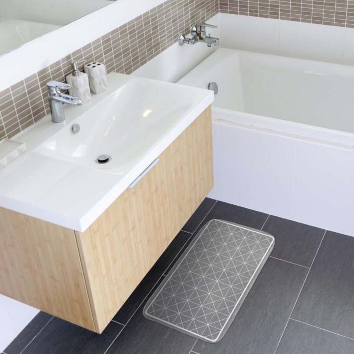 Paris Prix Tapis de Bain Microfibre  Kubia  45x75cm Gris