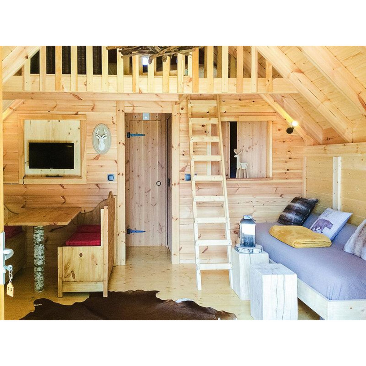 Smartbox 3 jours insolites en cabane avec accès au bain nordique au château près de Bordeaux - Coffret Cadeau Séjour