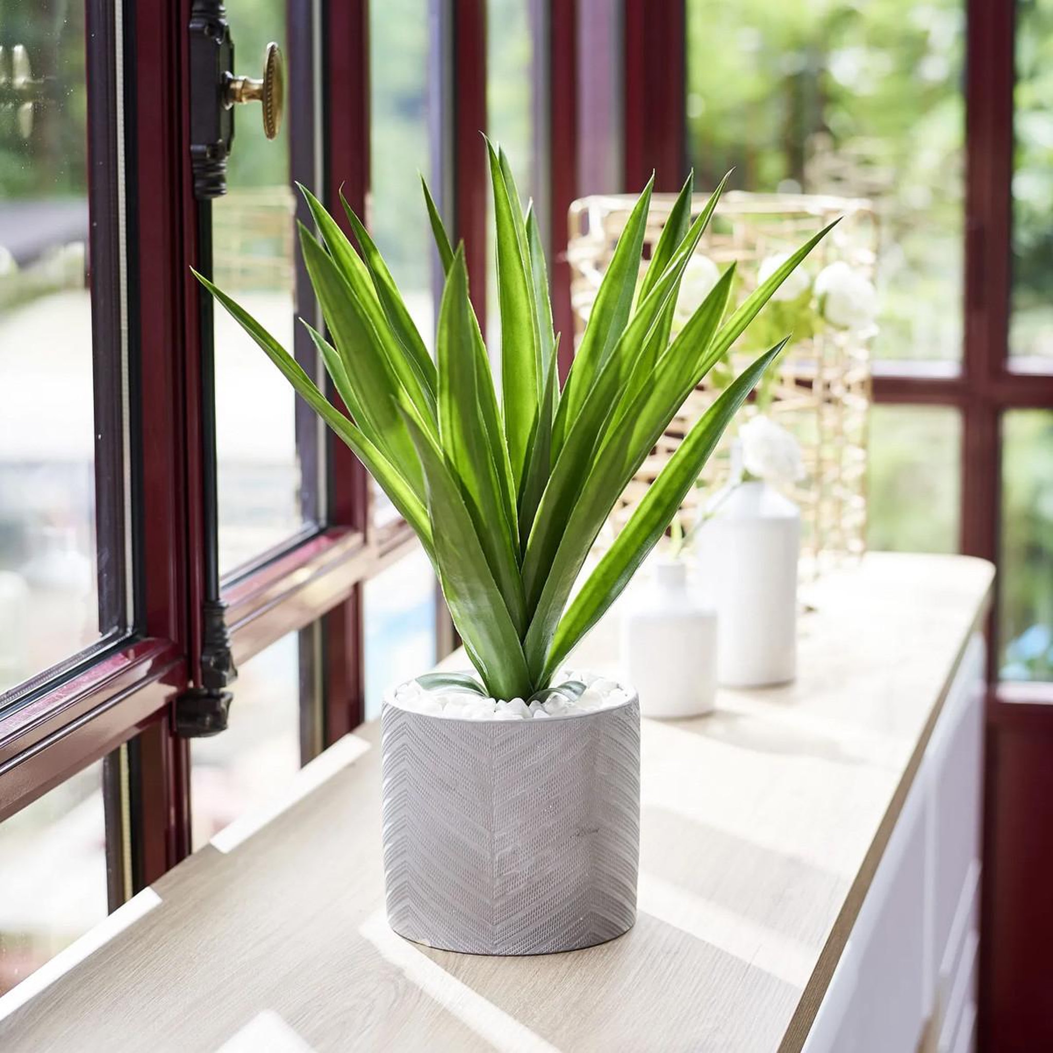 Voir la diapositive 2 : ATMOSPHERA Plante artificielle en pot  aloe vera  47cm vert