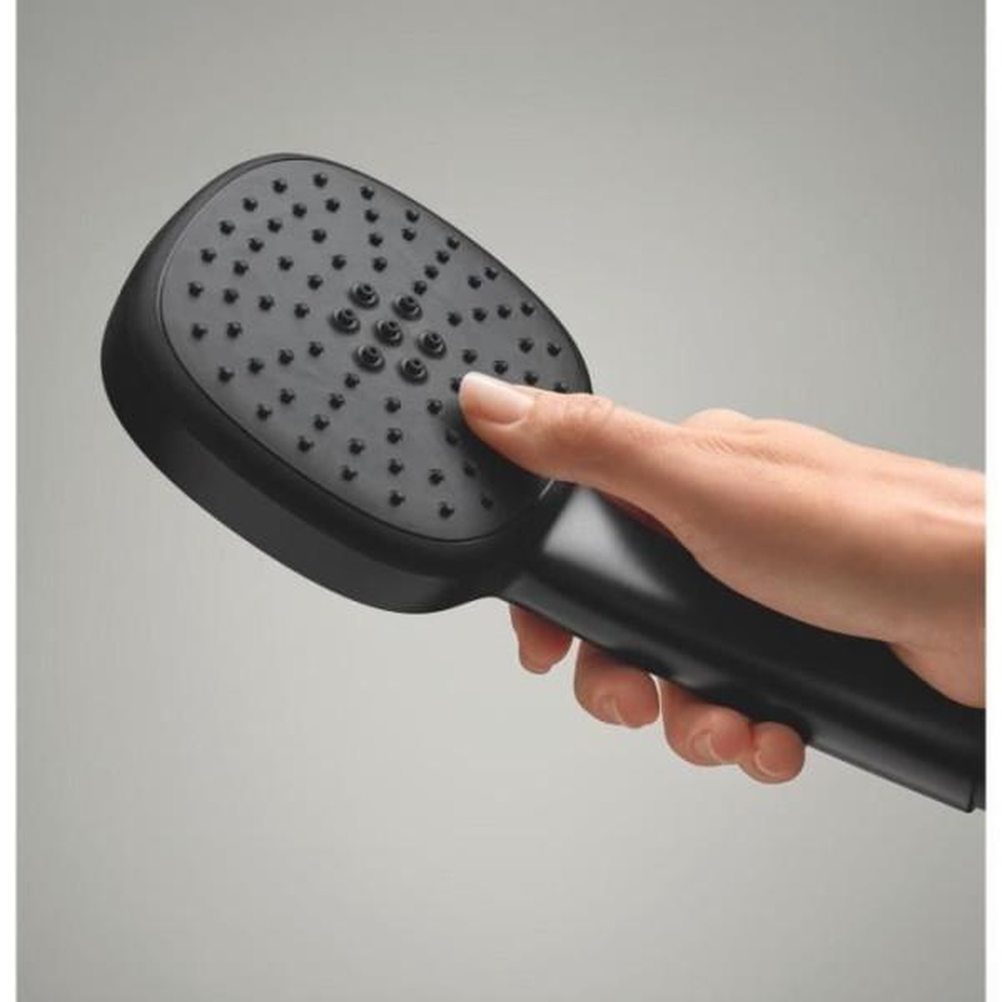 Voir la diapositive 4 : Grohe Pommeau de douche - GROHE Vitalio Comfort 110 263972431 - 2 jets (Pluie/Stimulant) - Sélection facile - Economie d'eau - Noir M