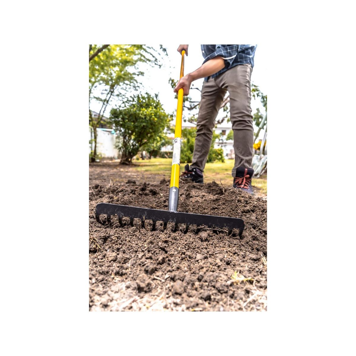 SUAN Râteau pour jardin - Suan - 14 dents - Manche en fibre de verre - Dimensions : 150 x 40 x 8,6 cm