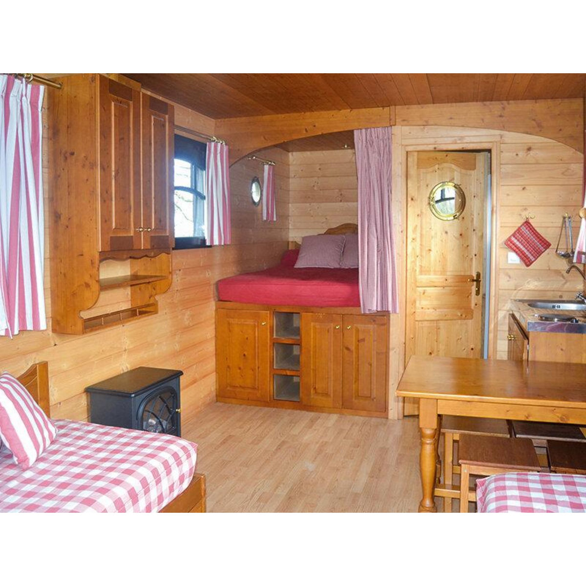 Smartbox Séjour insolite : 2 jours en roulotte sur la côte bretonne - Coffret Cadeau Séjour