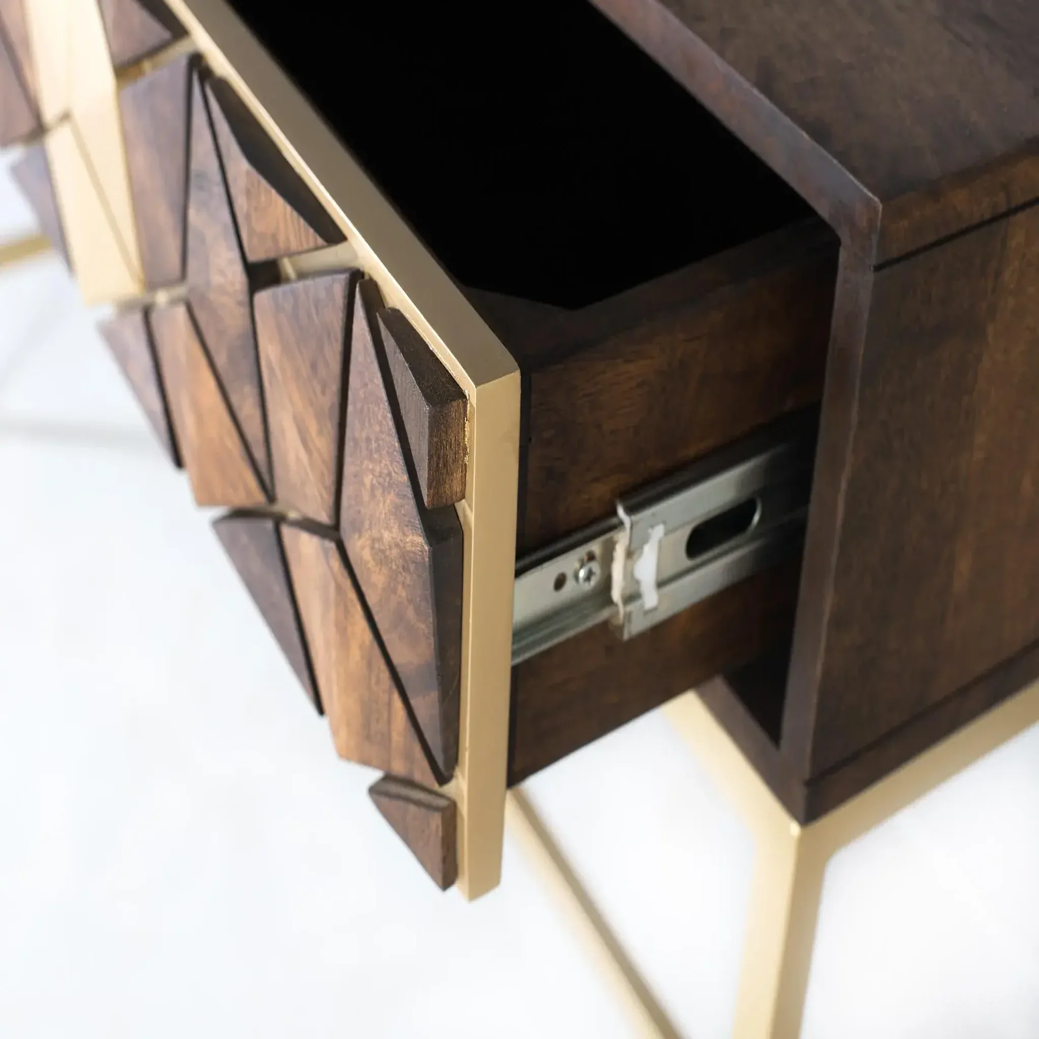 Voir la diapositive 5 : GINER Y COLOMER SL Console en bois de manguier 122 cm style rustique moderne