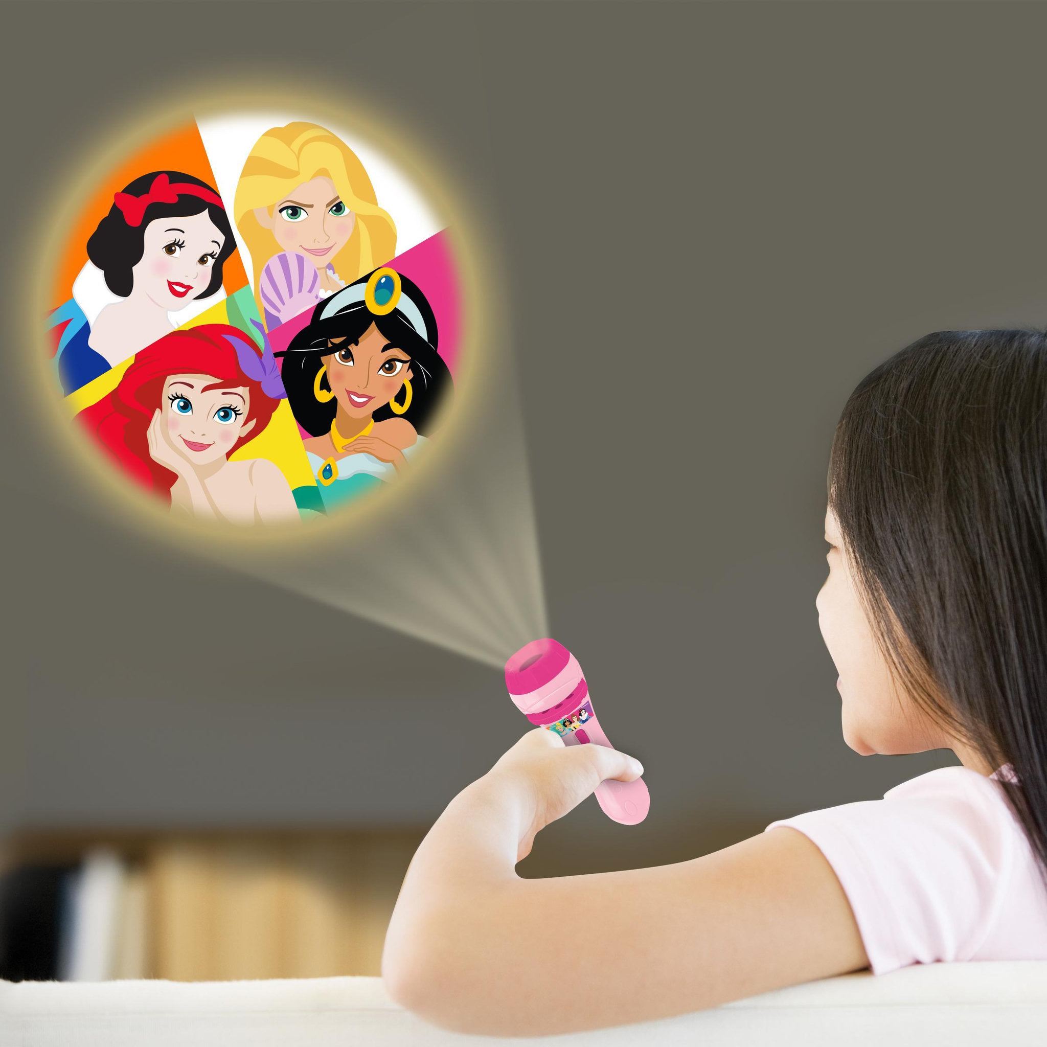 Voir la diapositive 5 : Lexibook Projecteur à histoires et lampe torche Disney princesses