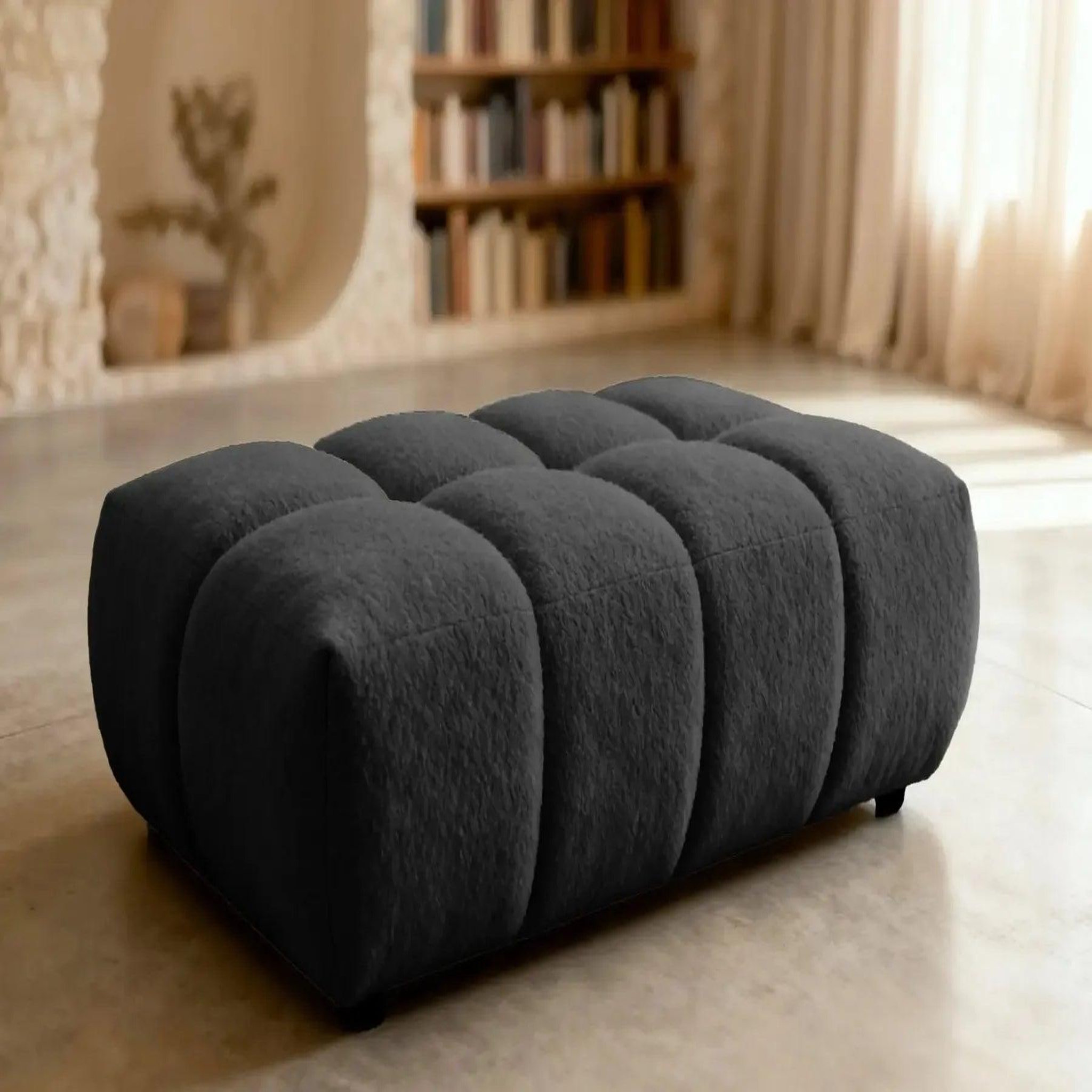 Voir la diapositive 4 : CASANOVA PARIS Alexia - pouf tissu bouclette