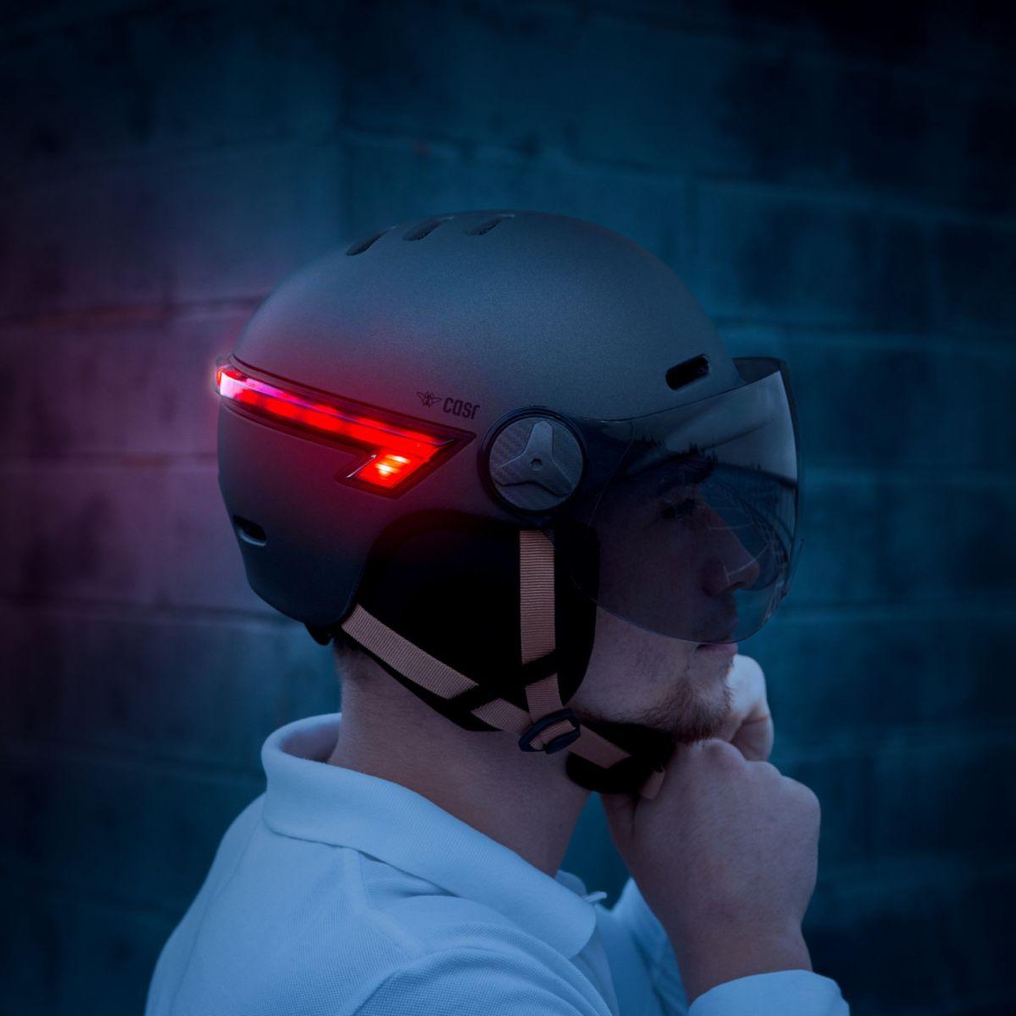 Voir la diapositive 4 : CASR Casque led glow gris taille m