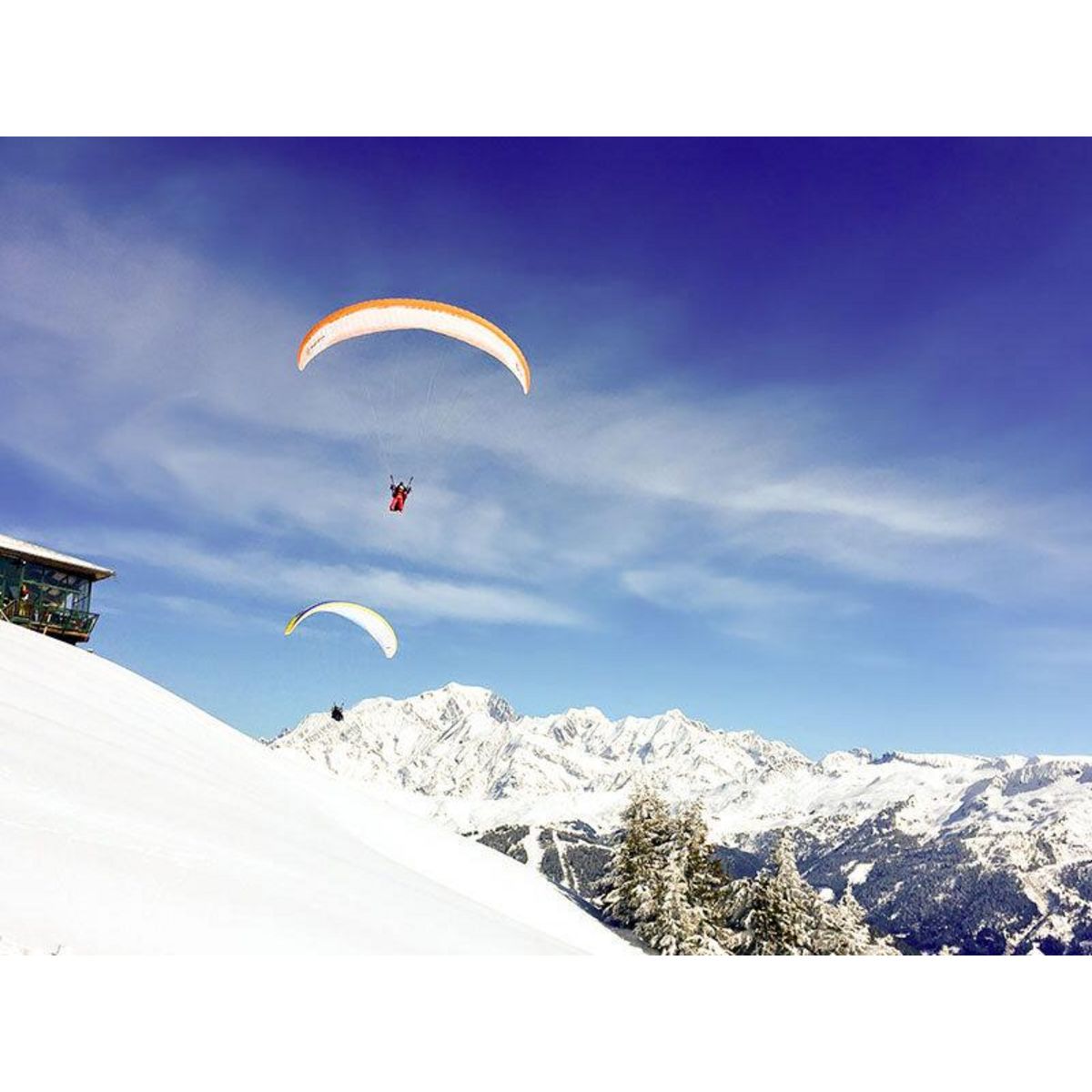 Smartbox Vol en parapente de 25 min avec photo-souvenir près du mont Blanc pour 1 personne - Coffret Cadeau Sport & Aventure