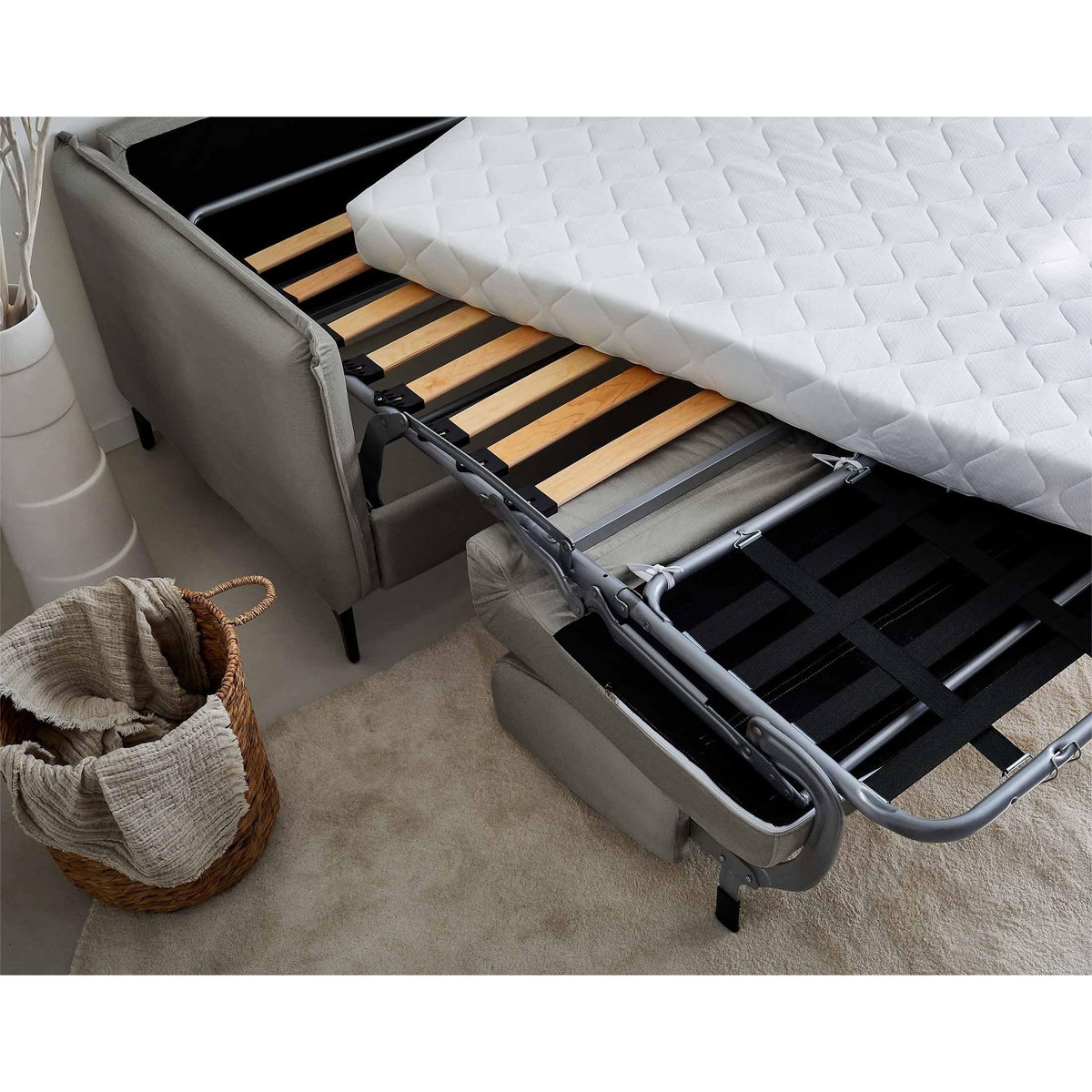 LISA DESIGN Agate - canapé 3 places convertible - couchage quotidien - matelas 14 cm - en velours