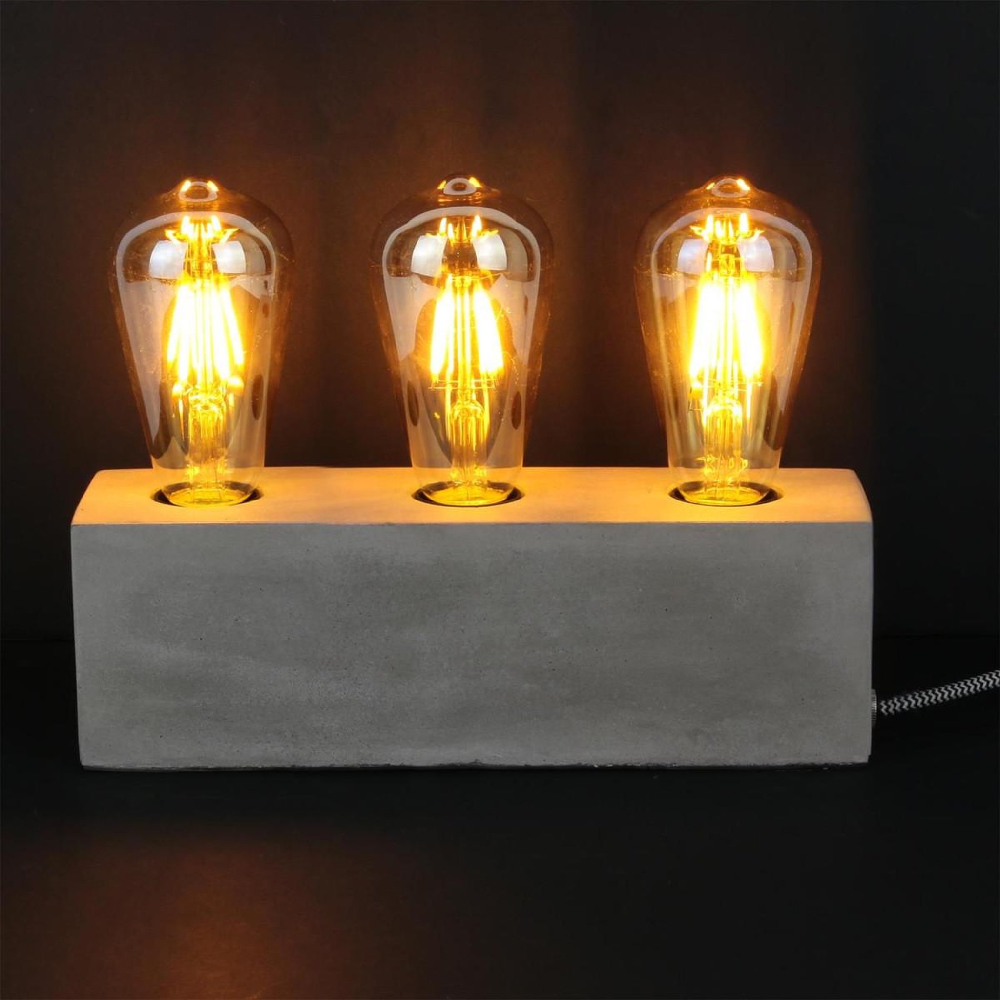 Voir la diapositive 5 : The Home Deco Factory Lampe à poser 3 ampoules  beton  27cm gris