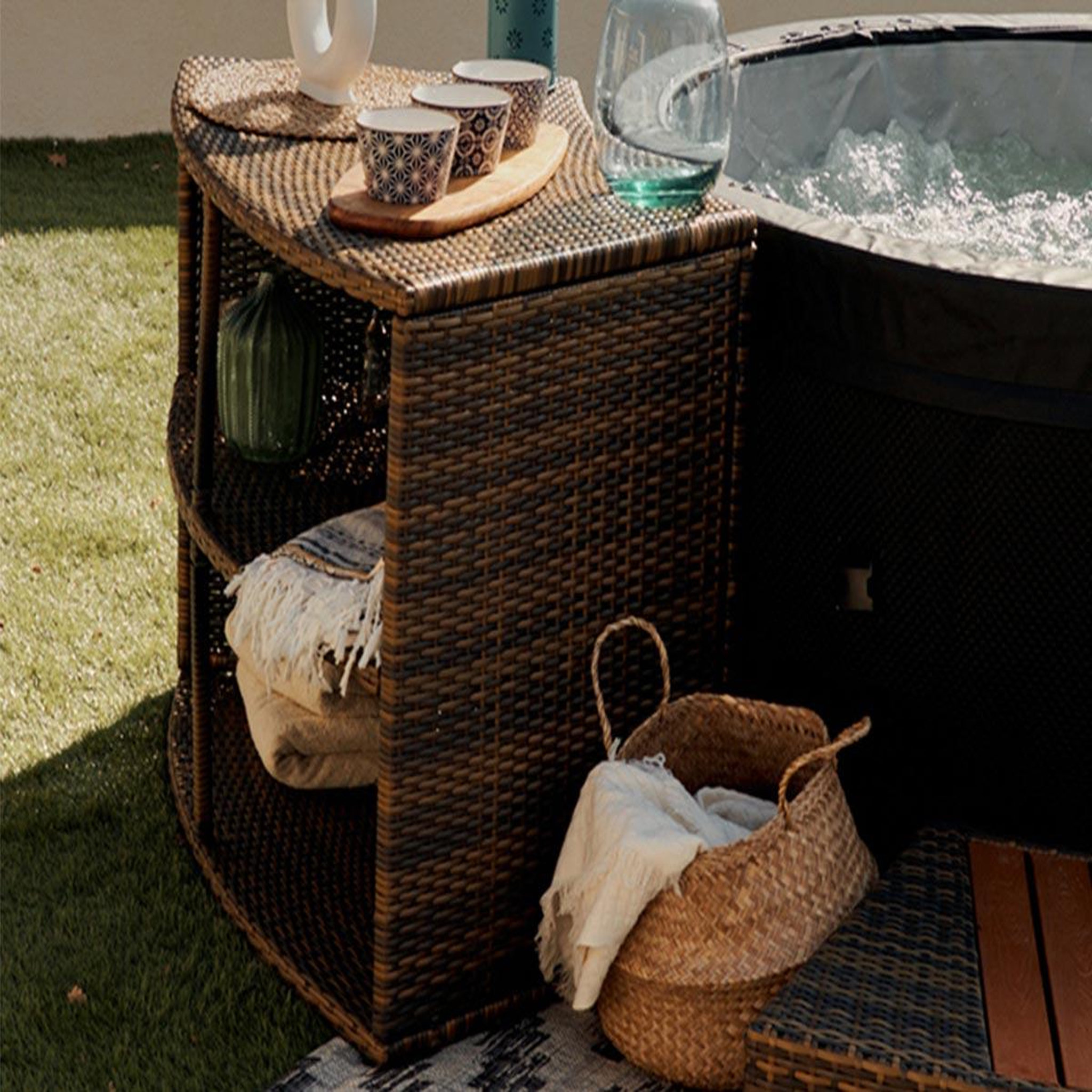 Voir la diapositive 4 : Netspa Mobilier 5 modules pour spa portable semi-rigide Vita - Netspa