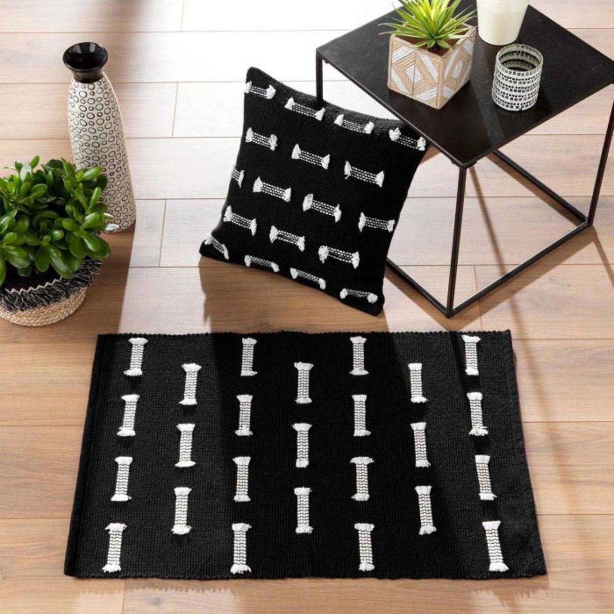 Paris Prix Tapis Déco Tissé  Juline  50x80cm Noir