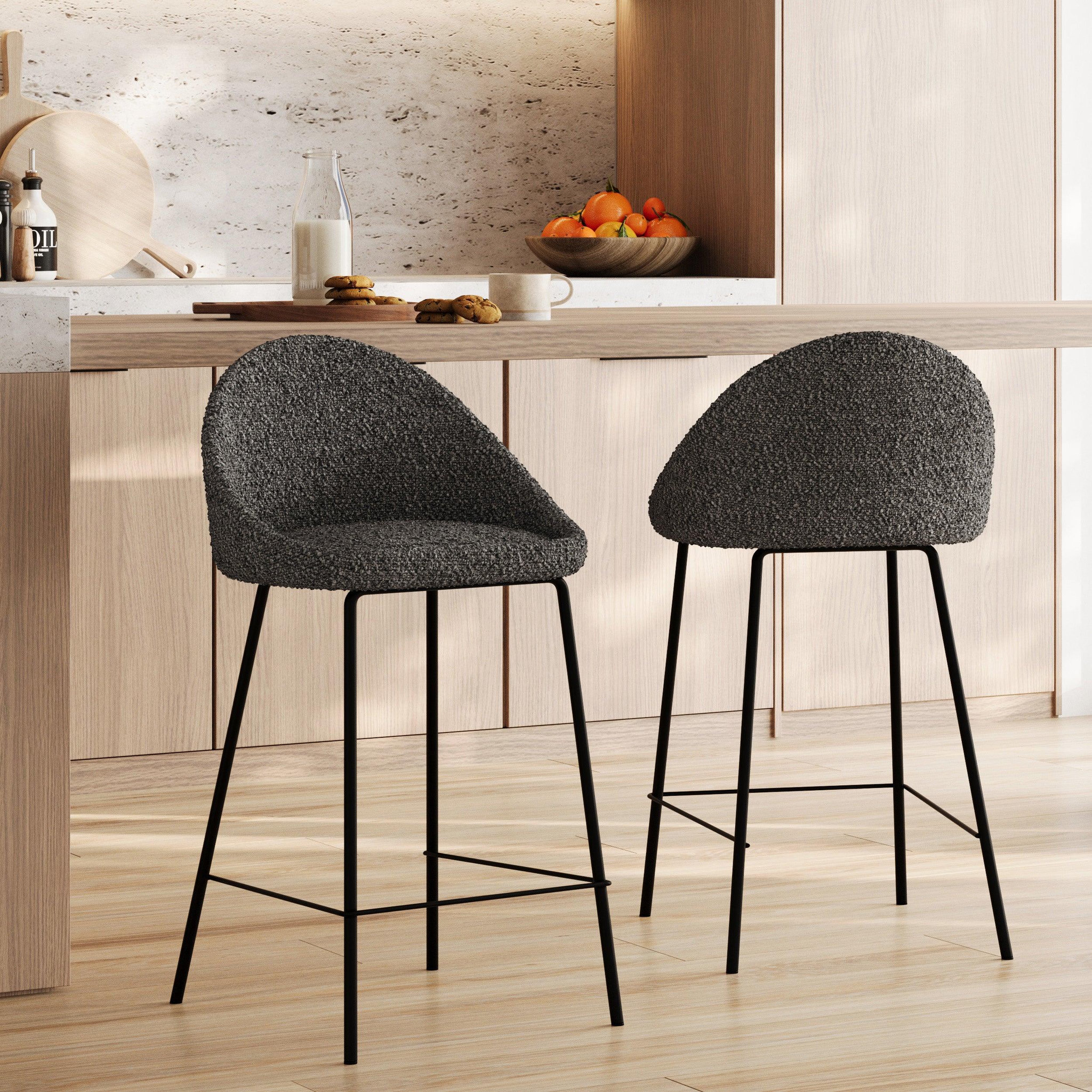 Voir la diapositive 2 : MAISON PAVANE Lot de 2 chaises pour îlot central 65 cm en tissu bouclette gris-misty