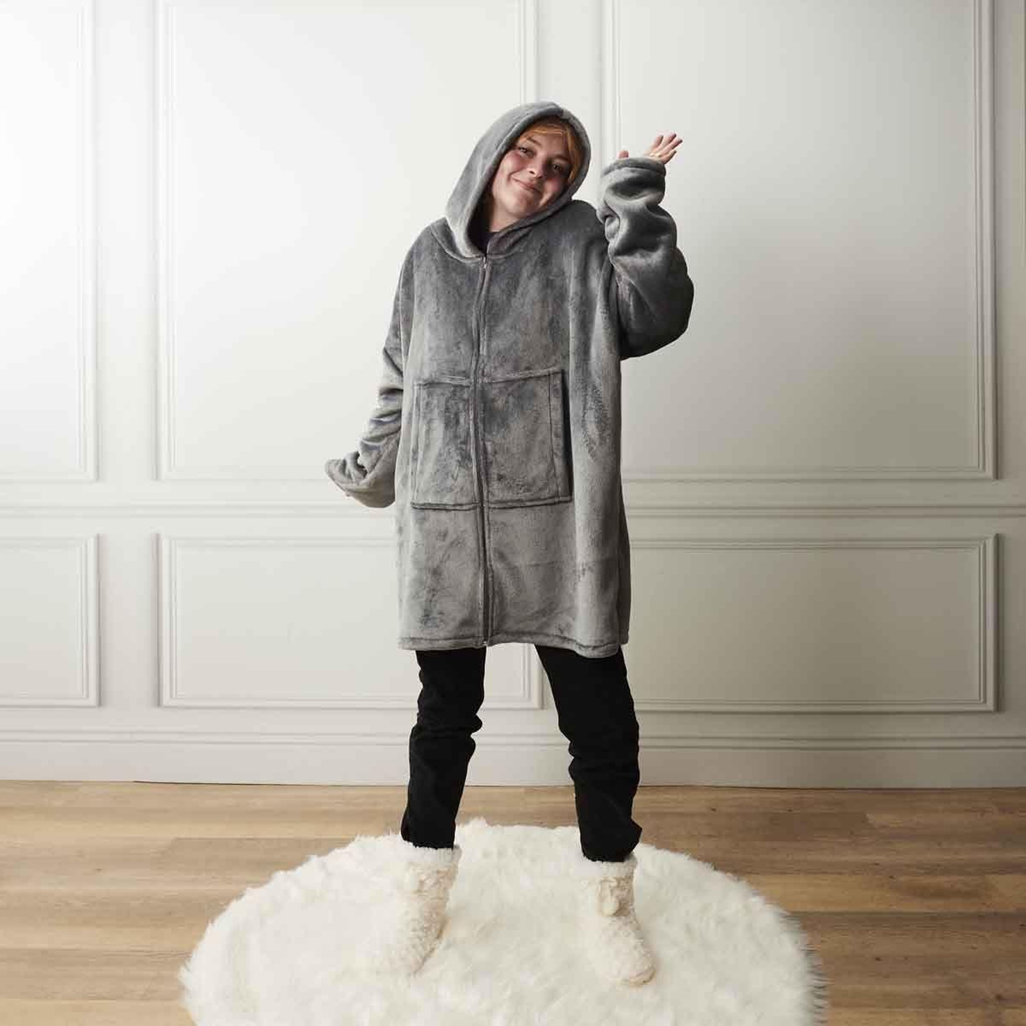 Voir la diapositive 4 : The Home Deco Factory Plaid sweat à capuche  fermeture  85x118cm gris