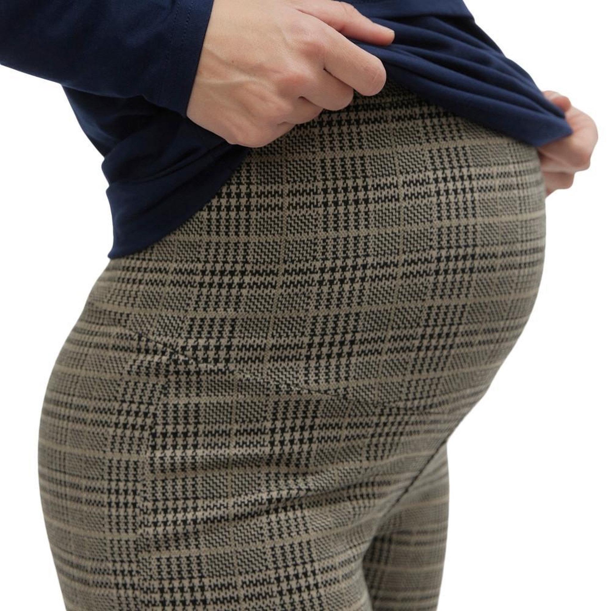 Voir la diapositive 4 : MAMALICIOUS Pantalon Gris à Carreaux Femme Mamalicious Nabi