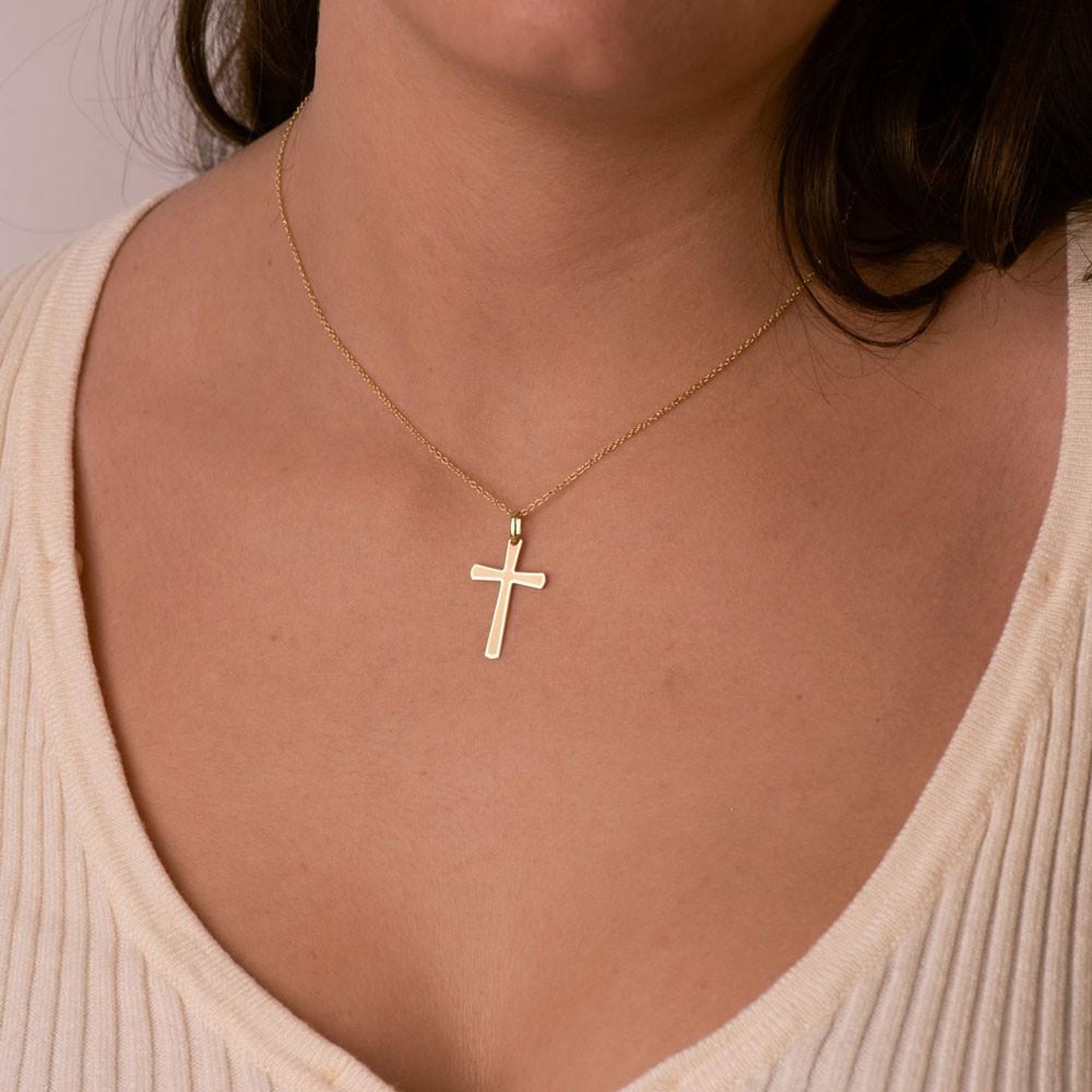 Voir la diapositive 2 : L'ATELIER D'AZUR Pendentif  - Médaille Croix Or 18 Carats 750 Jaune - Chaine Offerte