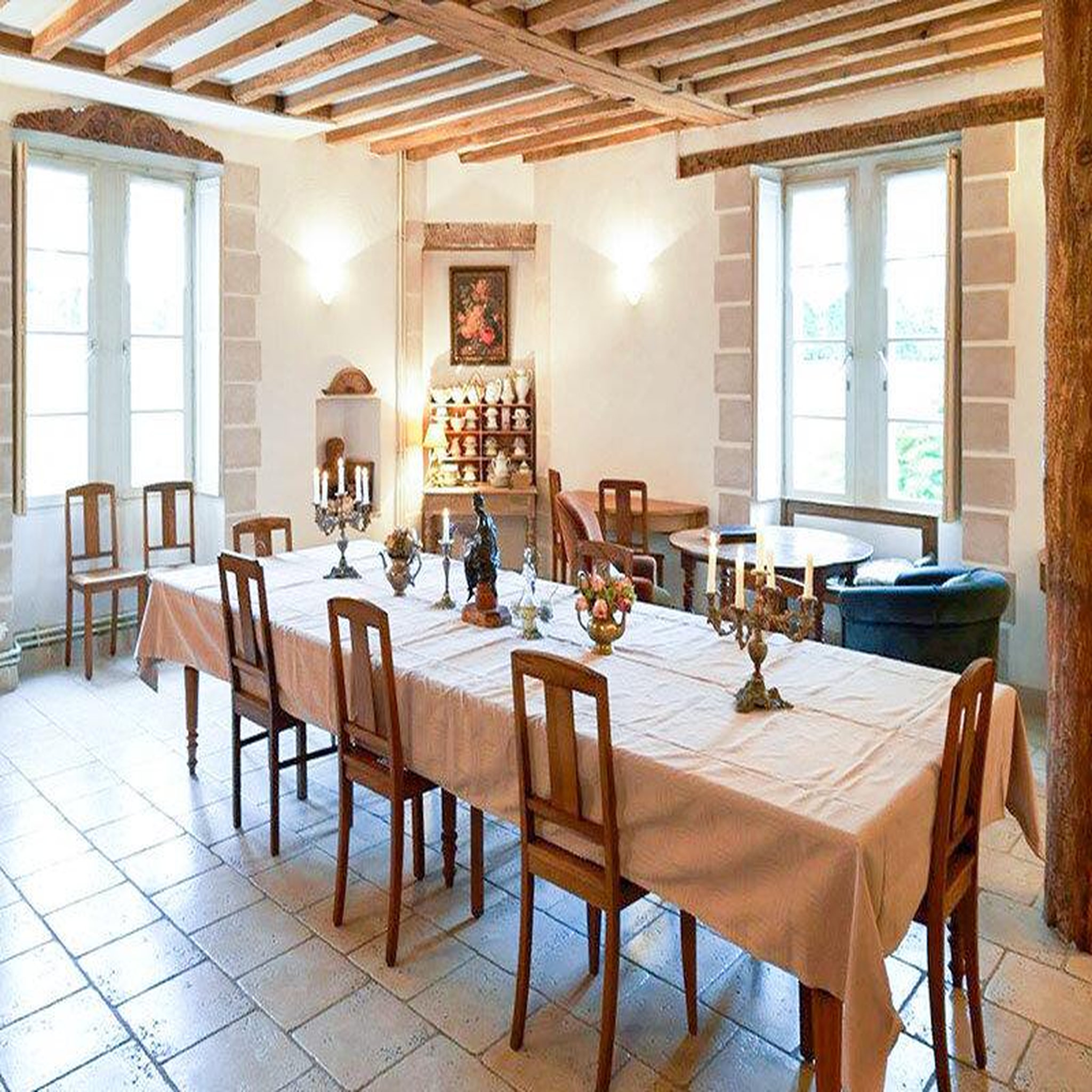 Voir la diapositive 3 : Smartbox Séjour de 3 jours dans un château 4* avec dîner près d'angers - coffret cadeau séjour