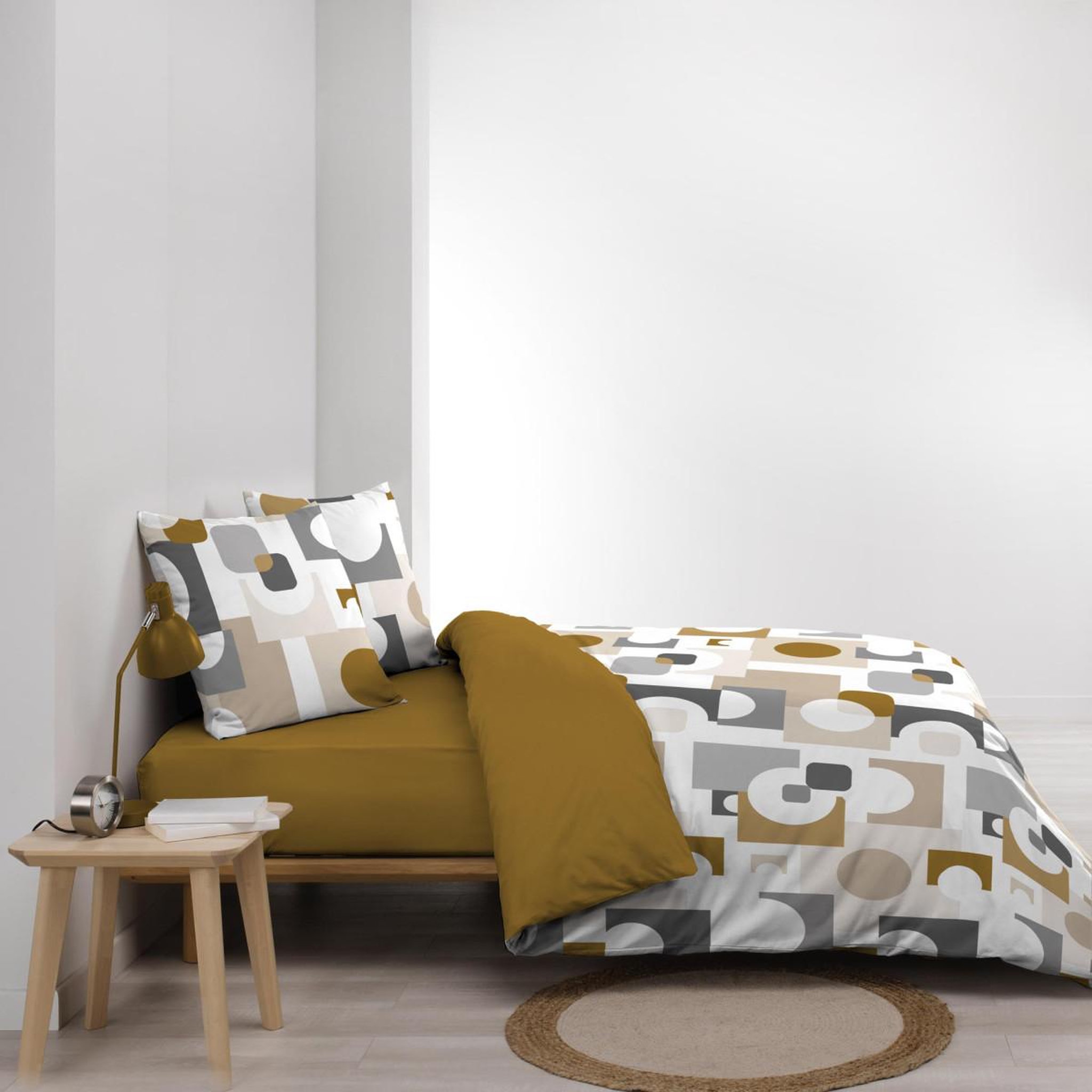 Voir la diapositive 3 : Douceur d'Intérieur Parure de lit 3 pièces  geomelo  240x220cm ocre
