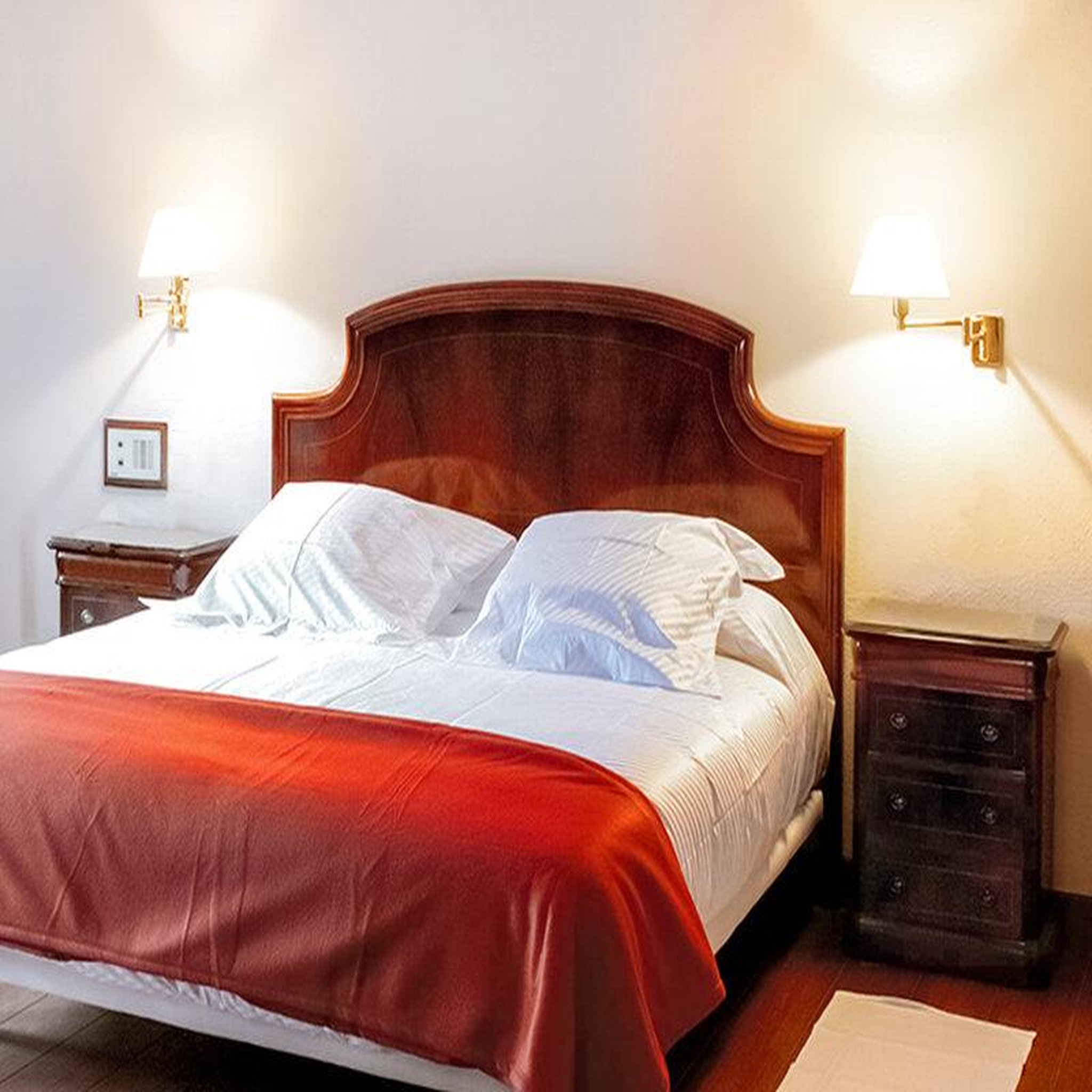 Voir la diapositive 3 : Smartbox Escapade de 2 jours dans la principauté d'andorre - coffret cadeau séjour
