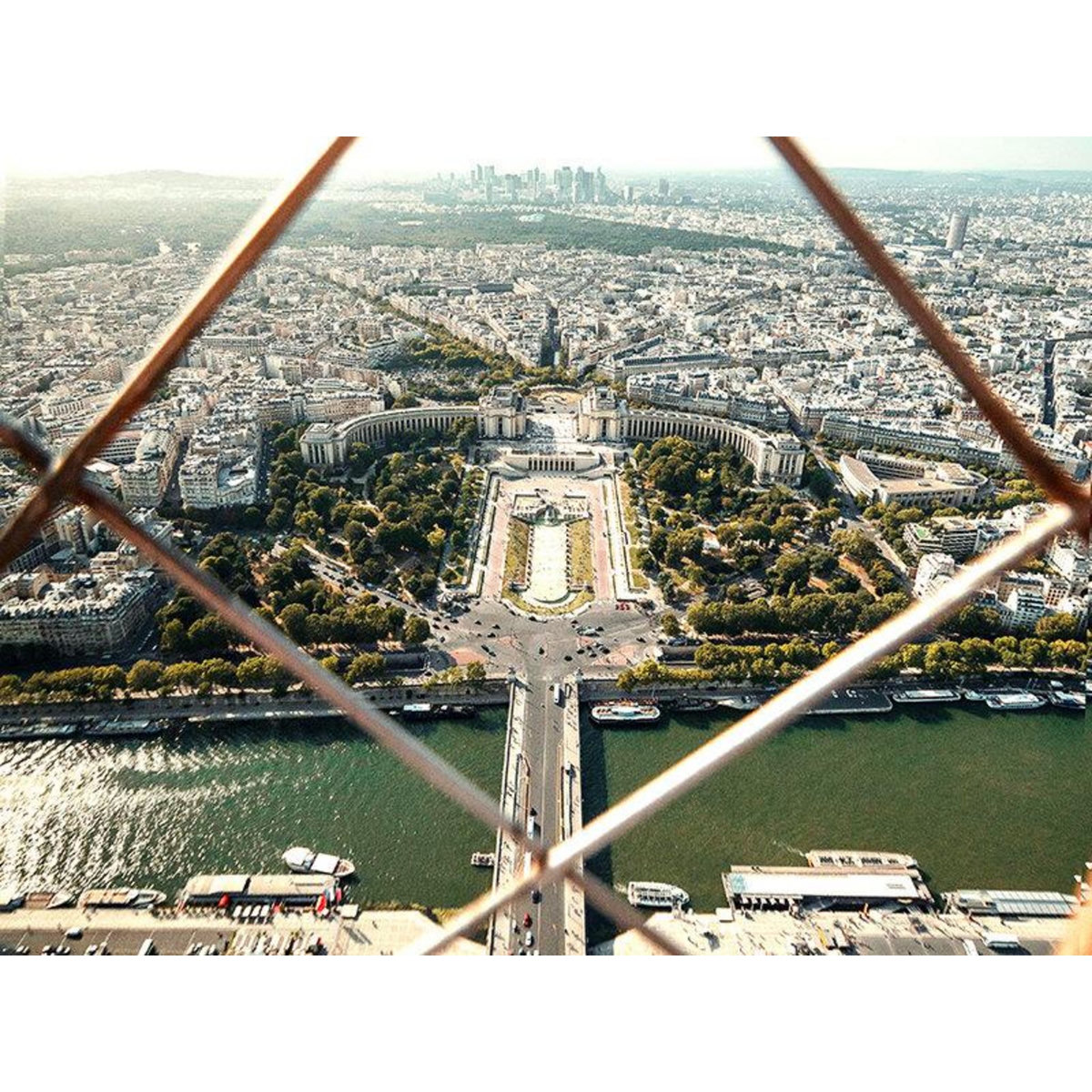 Smartbox City trip à Paris : 6 jours en hôtel 3 ou 4* avec visites des lieux incontournables - Coffret Cadeau Séjour