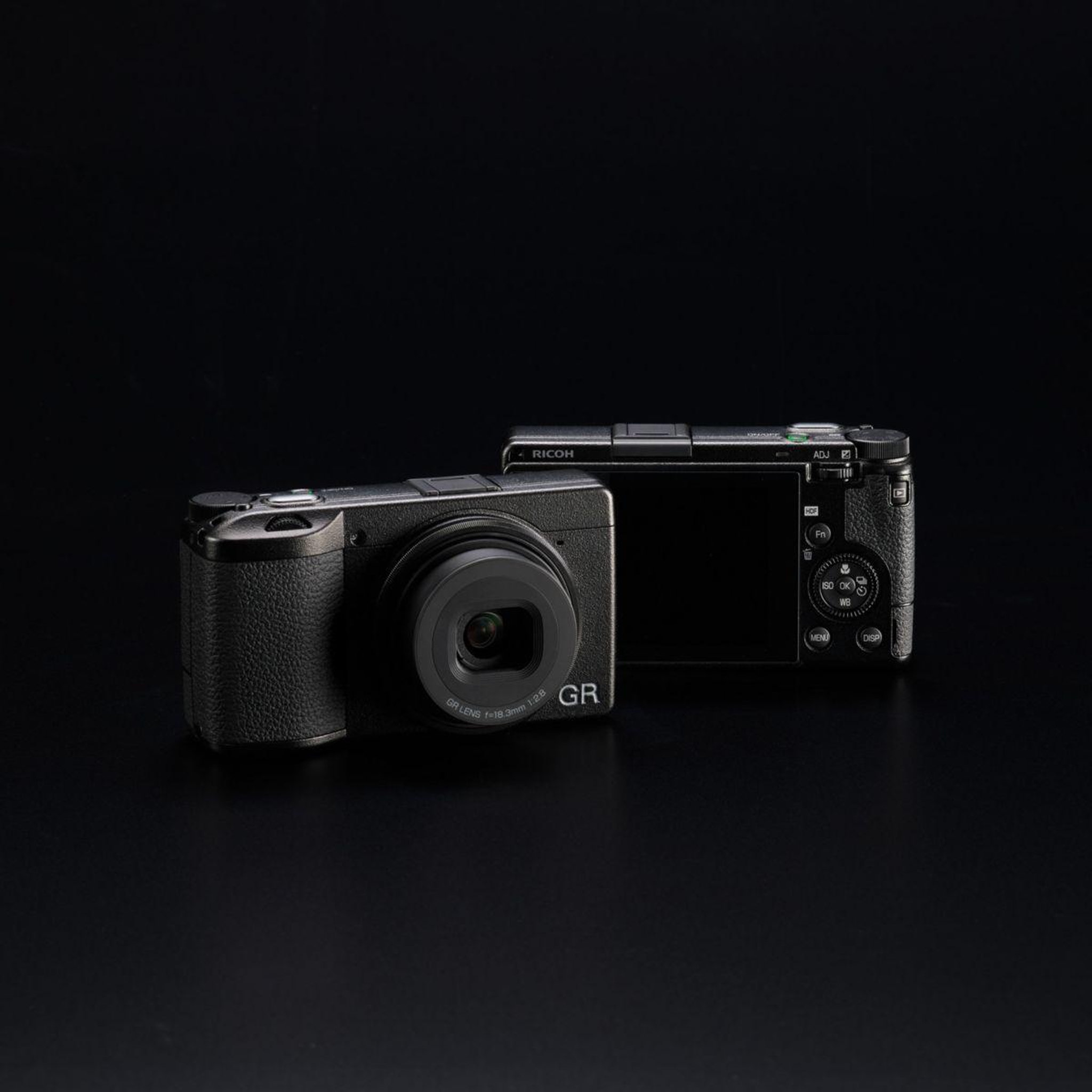 Voir la diapositive 5 : Ricoh Appareil photo Compact GR IIIx HDF