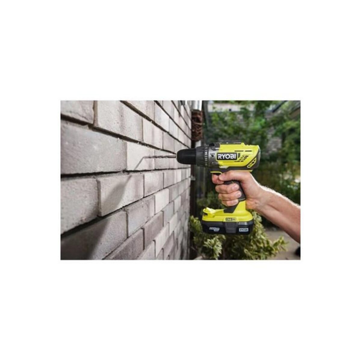 Ryobi Perceuse à percussion RYOBI 18V One+ - 1 Batterie 4,0Ah et 2,0Ah - Chargeur rapide - R18PD3-242S