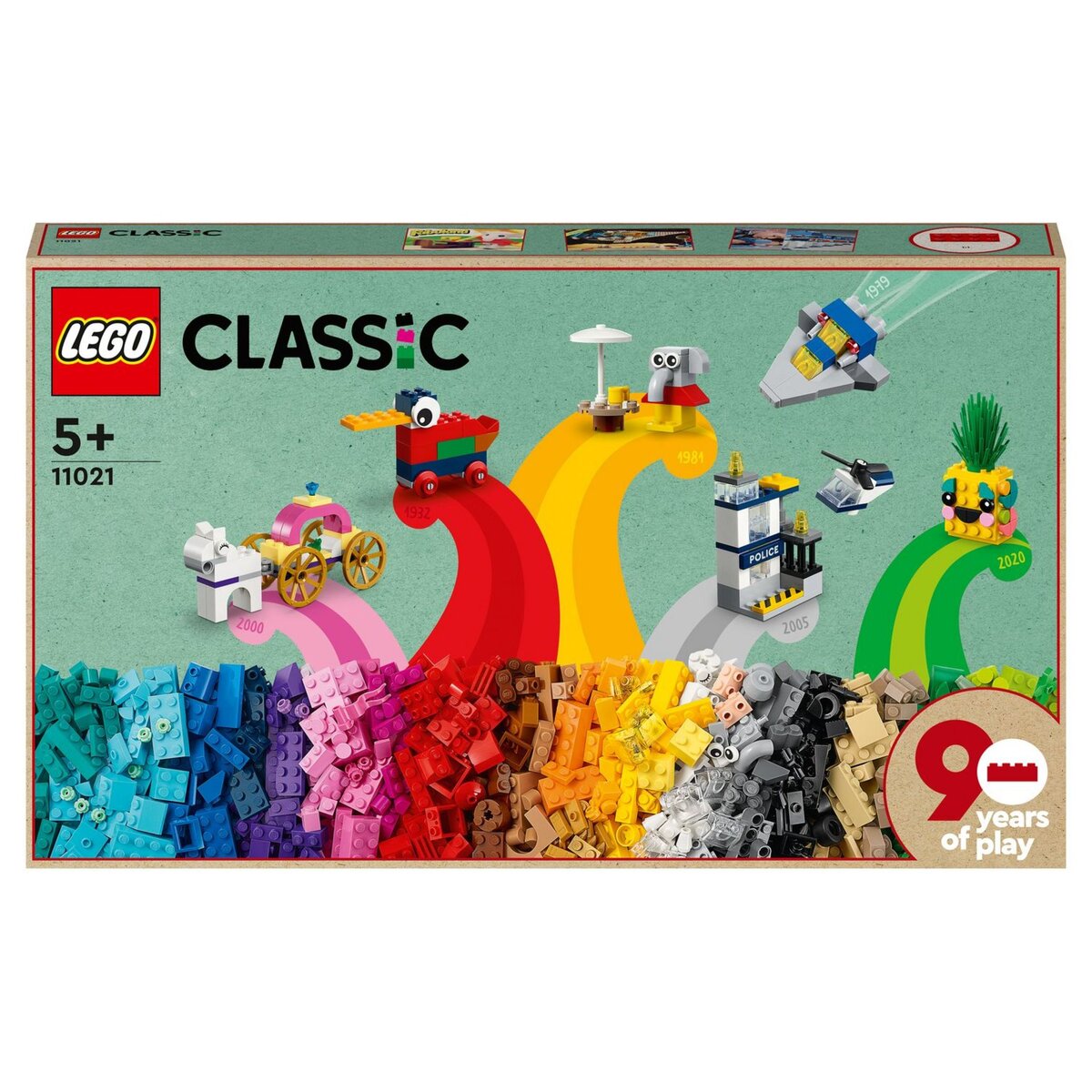 LEGO Classic 11021 90 ans de jeu, Boîte de Briques avec 15 mini