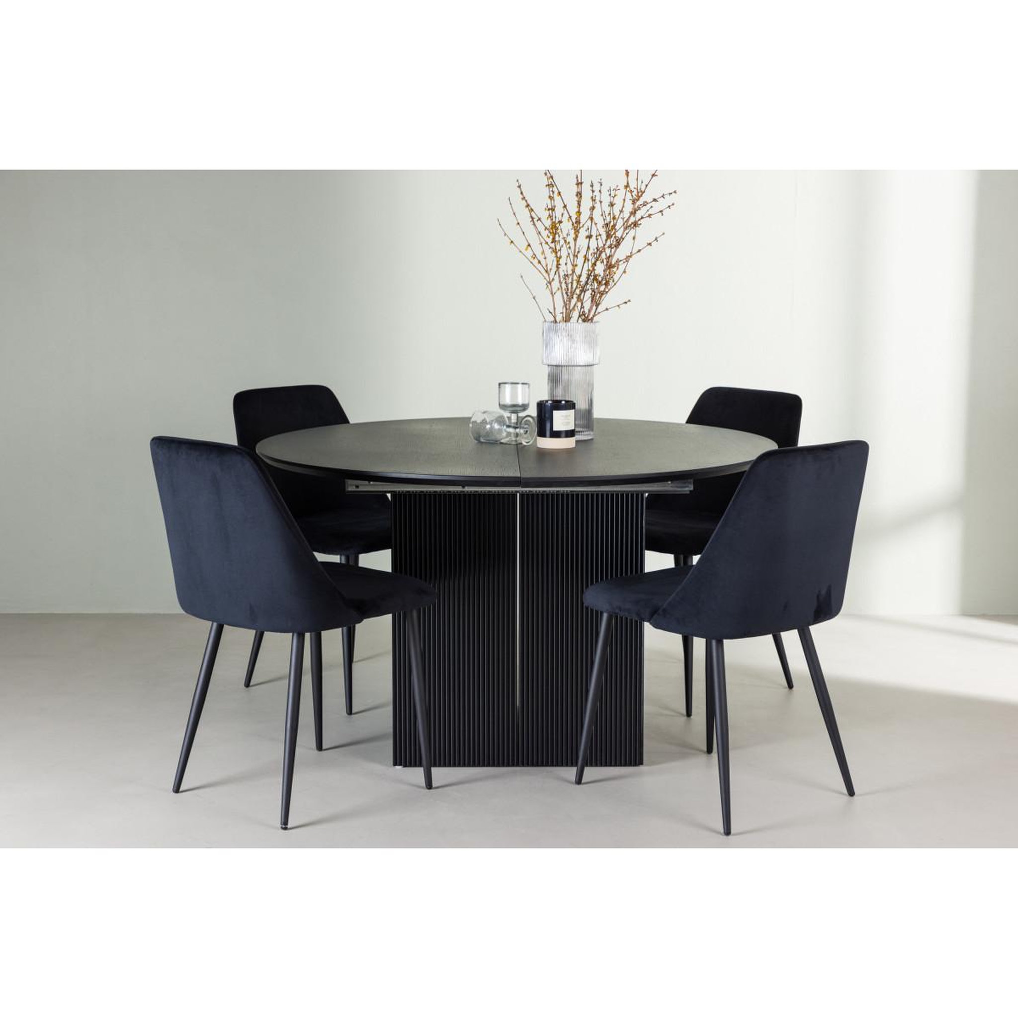 Voir la diapositive 5 : Paris Prix Ensemble table à manger extensible & 4 chaises  matilda & night  130-180cm noir