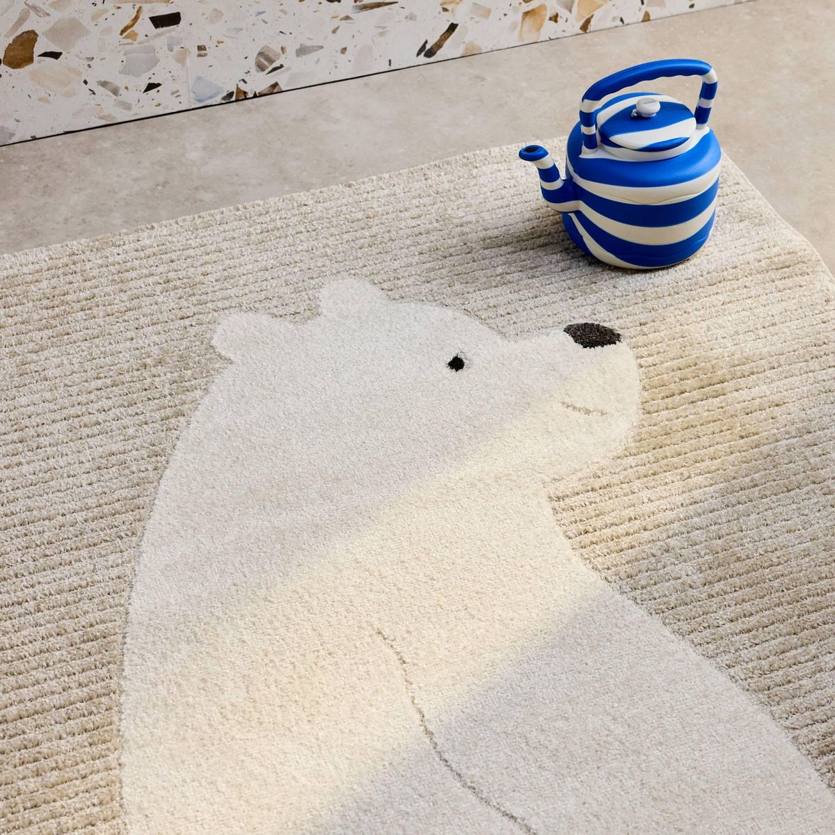 SWEEEK Tapis enfant beige / crème, tapis intérieur oursons, poils ras