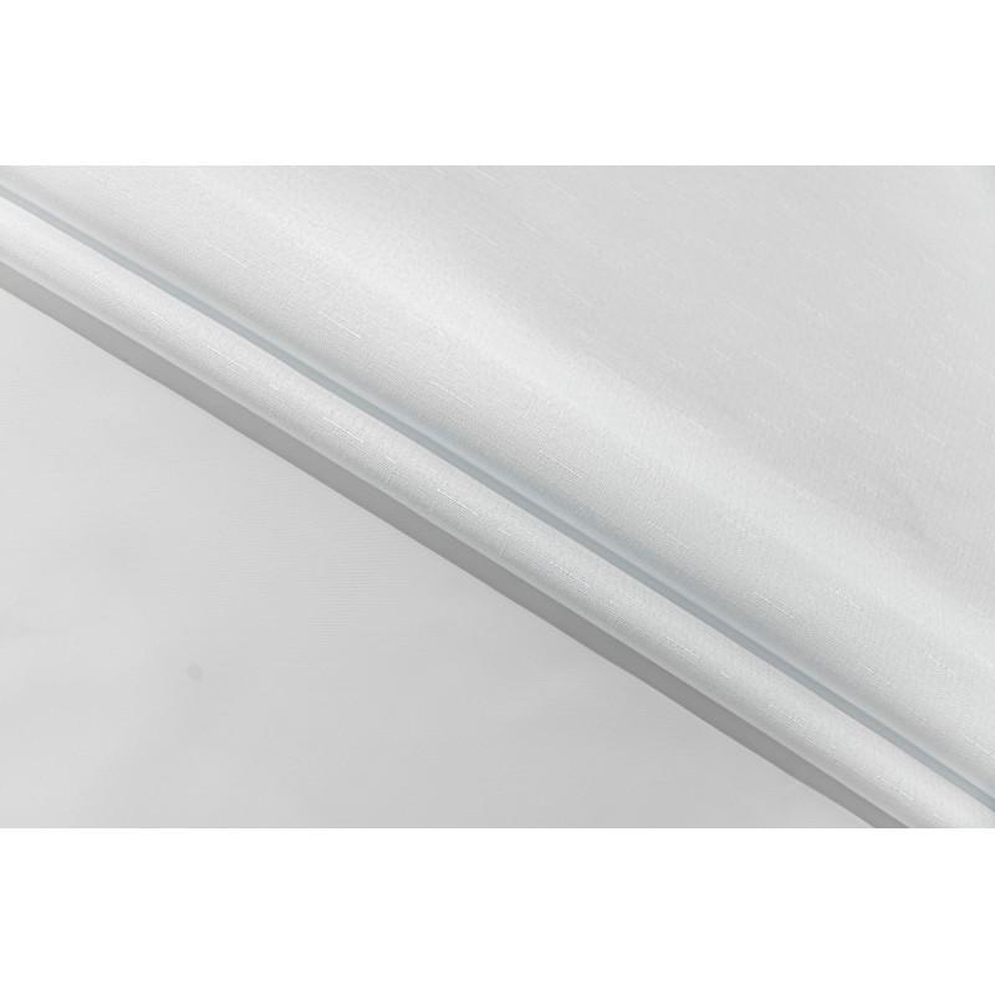Voir la diapositive 2 : UNIVERS DECOR Nappe enduite avec traitement antitache blanc rectangulaire 145 x 240 cm - blanc -