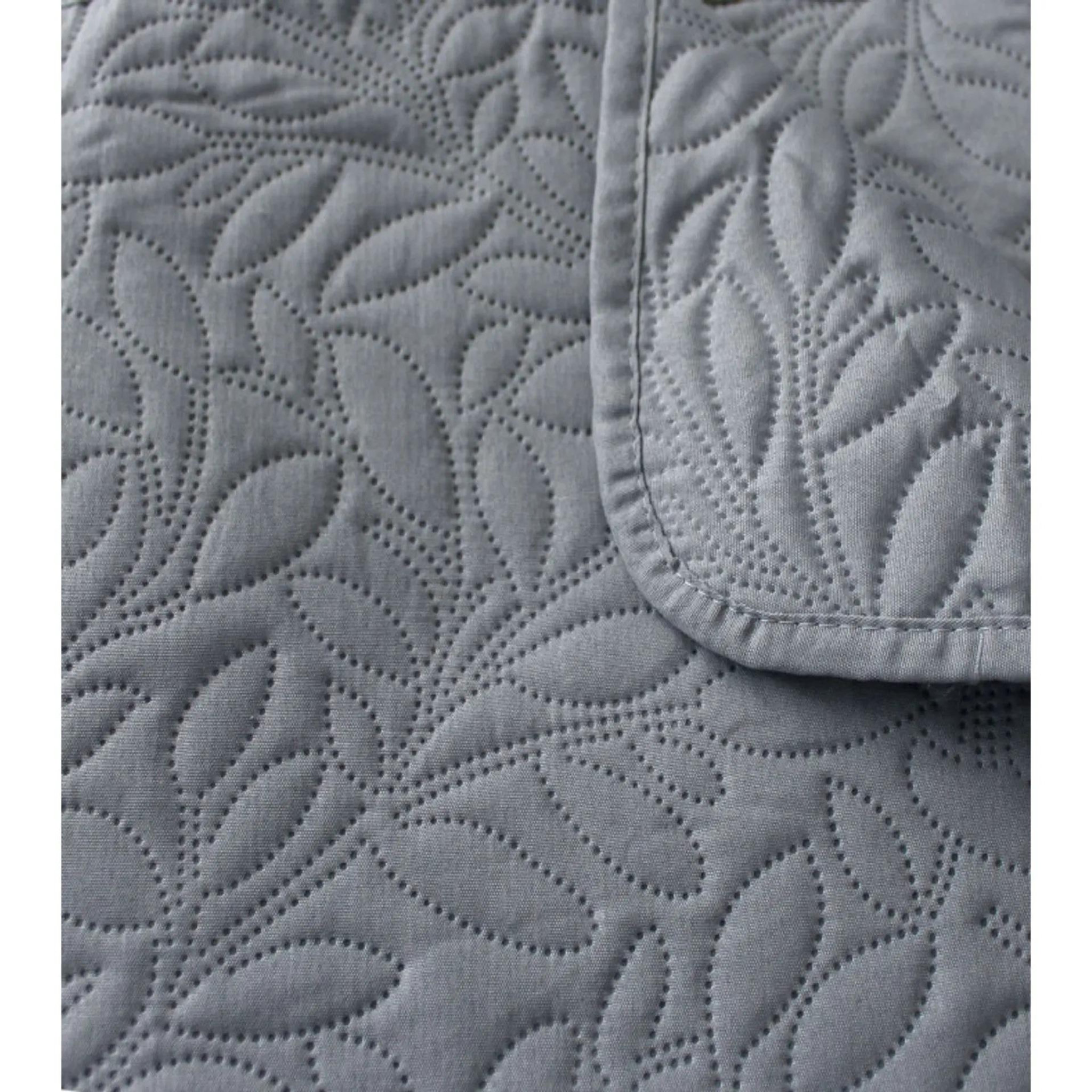 Voir la diapositive 2 : Eden Couvre-lit en microfibre rosace