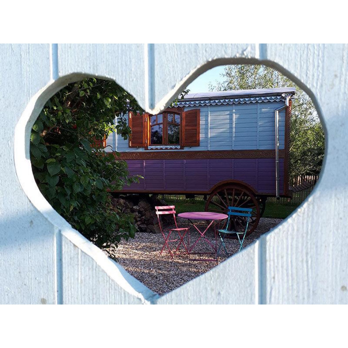 Smartbox Escapade insolite en roulotte : 3 jours près de Bordeaux avec bouteille de vin - Coffret Cadeau Séjour