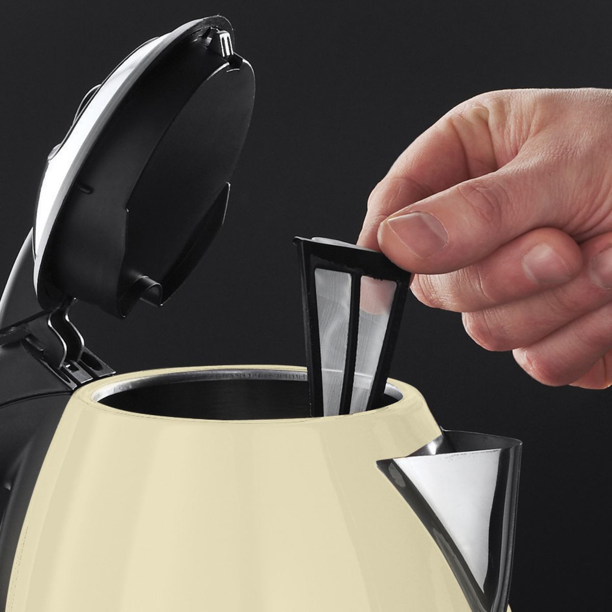 RUSSELL HOBBS Bouilloire 18943-70, Crème