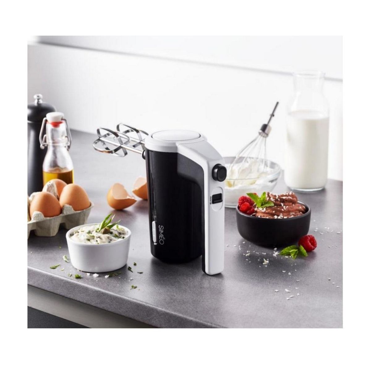 Simeo Batteur électrique rechargeable 7.4v noir et blanc - BMN550