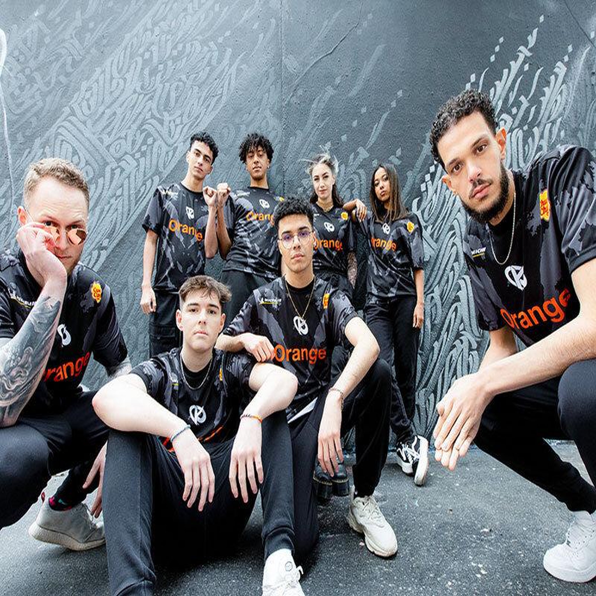 Voir la diapositive 6 : Smartbox Bon cadeau de 69,90 € sur l'e-shop de la Karmine Corp et de 20 € sur Teamfight Tactics - Coffret Cadeau Multi-thèmes