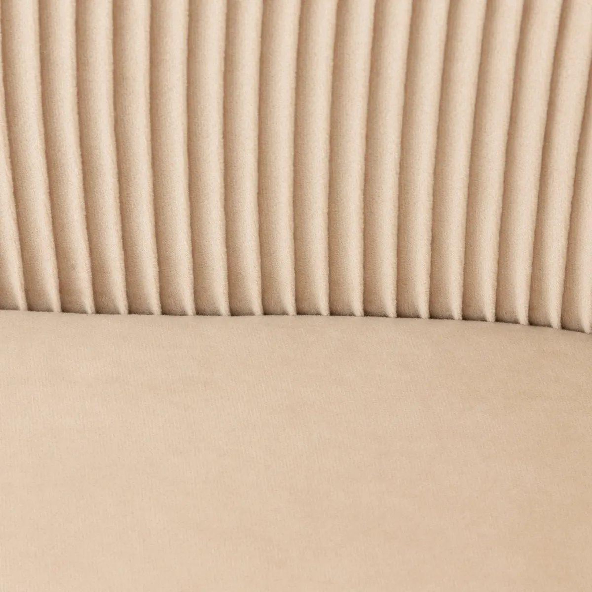 Voir la diapositive 2 : ATMOSPHERA Fauteuil design en velours  solaro  78cm beige