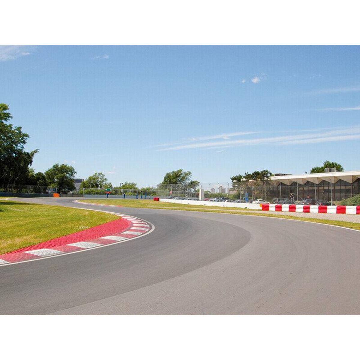 Smartbox Pilotage prestige en Porsche jusqu'à 10 tours sur circuit - Coffret Cadeau Sport & Aventure