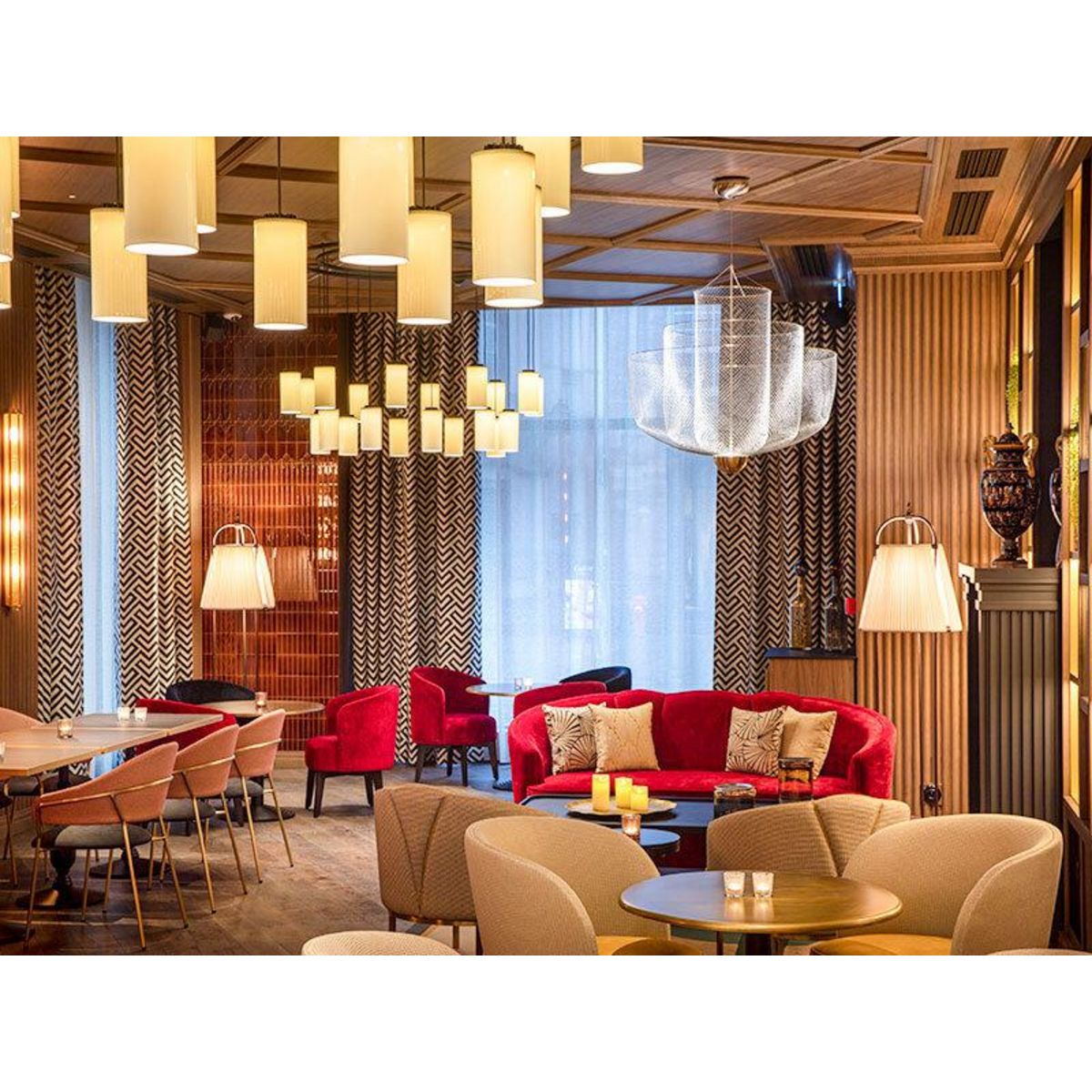 Smartbox Escapade raffinée à Strasbourg : 2 jours en hôtel 5* avec dîner en amoureux - Coffret Cadeau Séjour