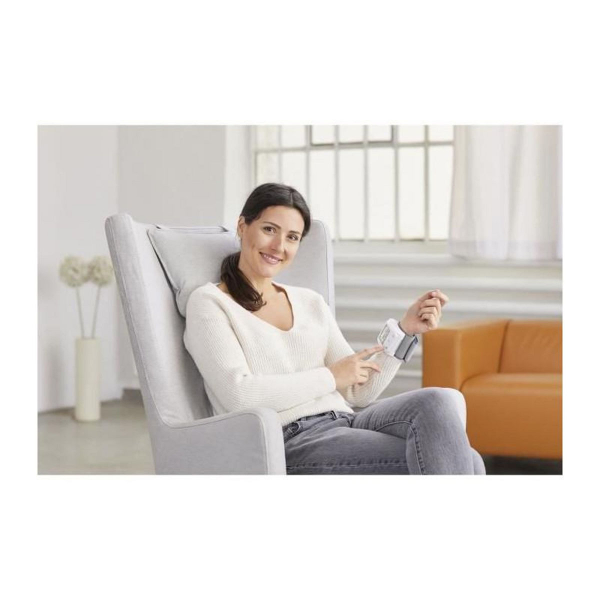 Medisana Tensiometre de poignet MEDISANA - BW 320 - mesure de l'arythmie - chiffres XL