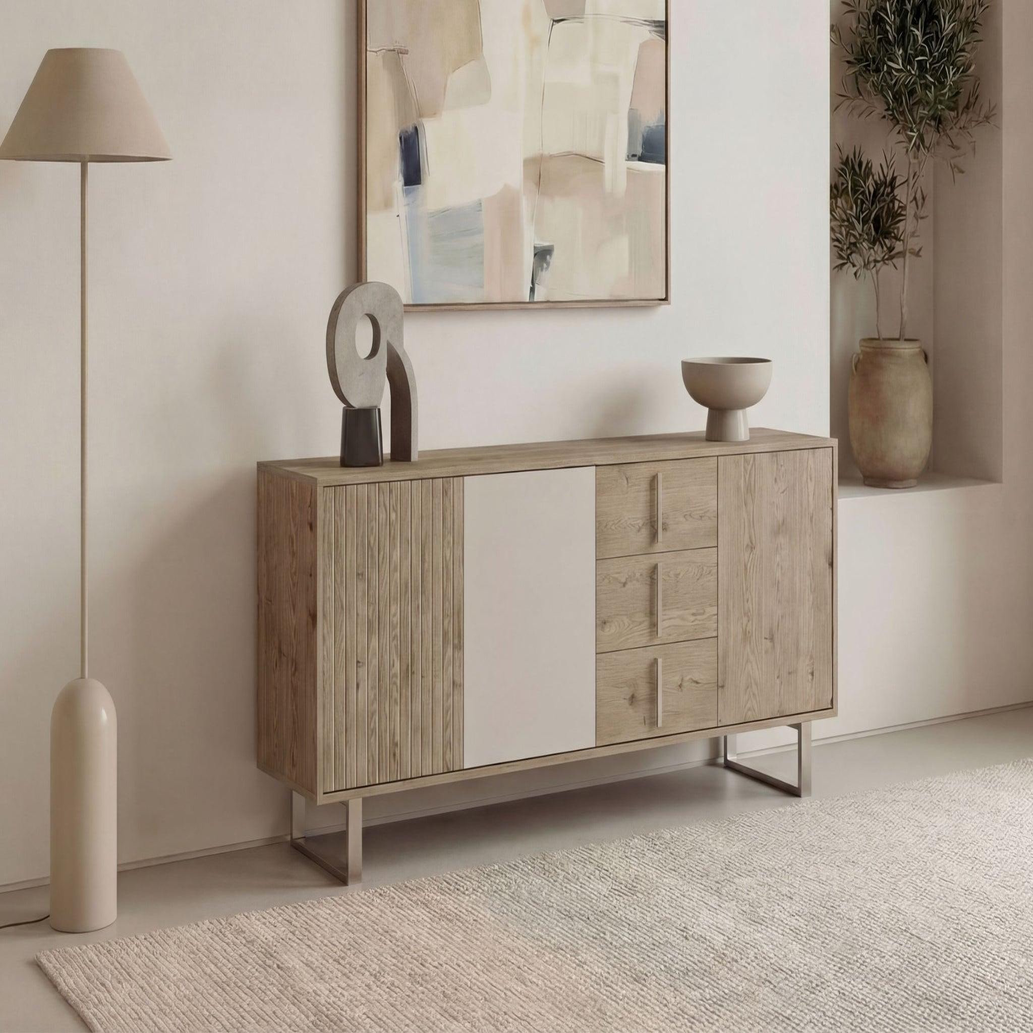 Voir la diapositive 3 : CASANOVA PARIS Minela - buffet 3 portes 180cm en mélamine - chêne clair