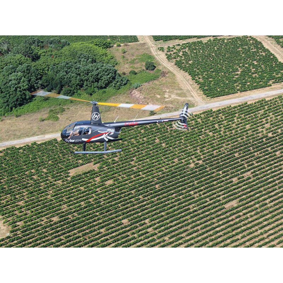 Smartbox Vol en hélicoptère de 30 min en Bourgogne - Coffret Cadeau Sport & Aventure