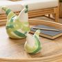 Voir la diapositive 3 : Paris Prix Lot de 3 Statuettes Coqs  Lignes  25cm Vert