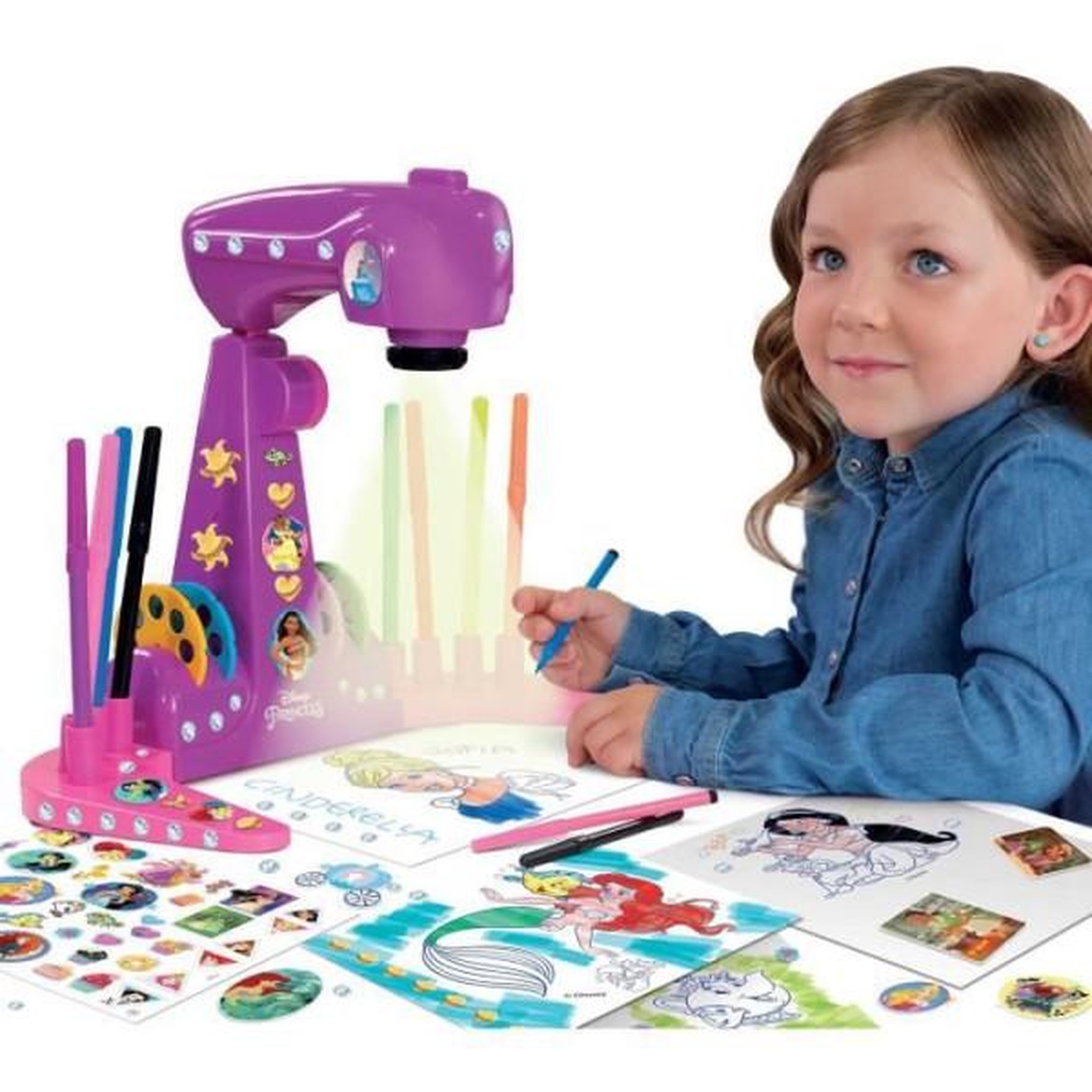 Voir la diapositive 2 : LISCIANI GIOCHI Projecteur de dessins - LISCIANIGIOCHI - PRINCESSES - Accessoires Inclus, Modeles Princesses